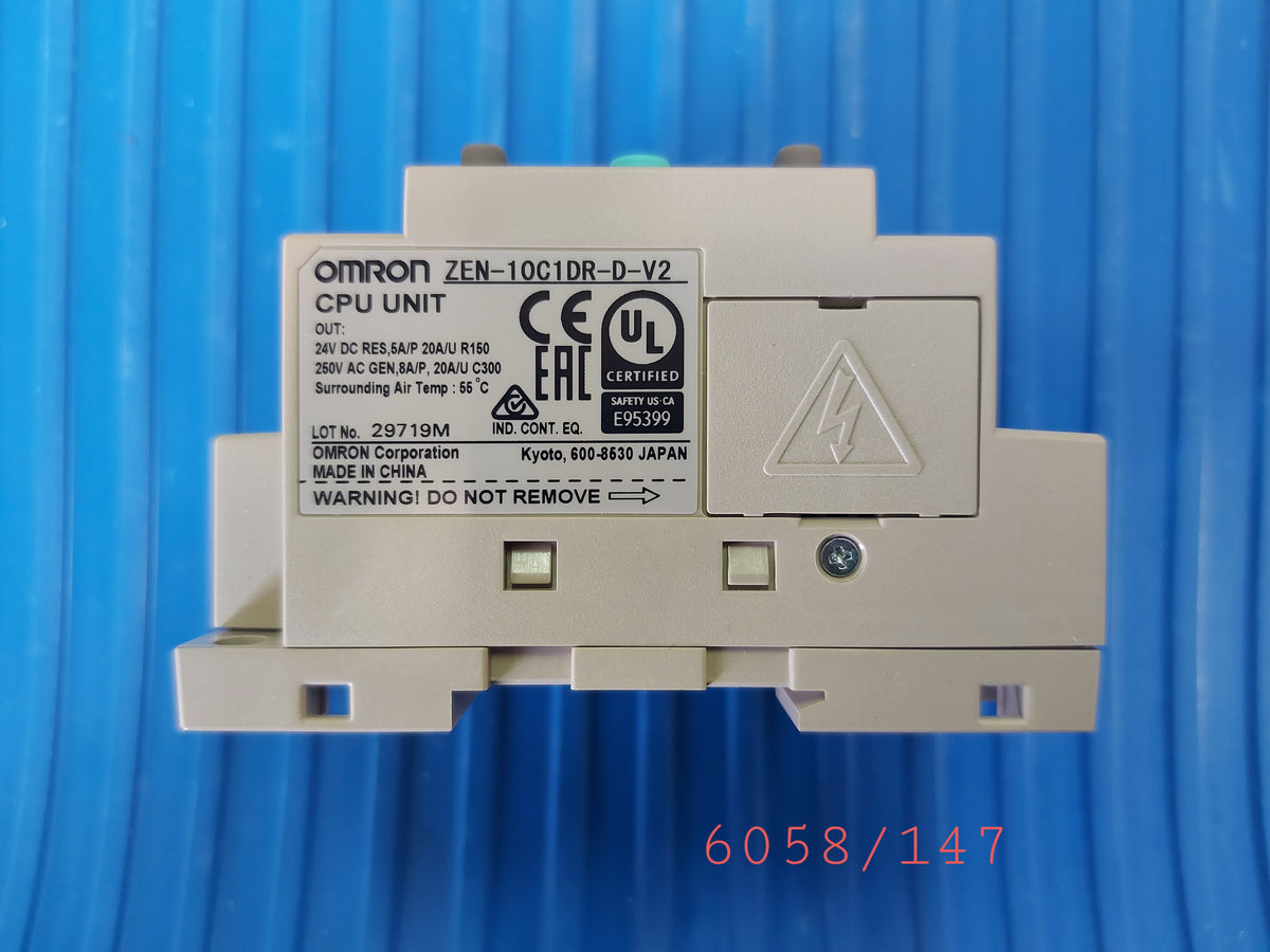 ZEN-10C1DR-D-V2 (29719M), Omron, logikai modul, programozható relé