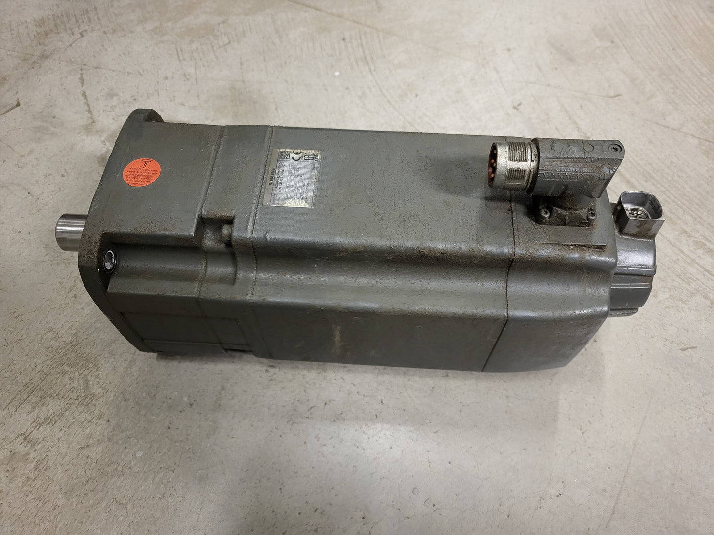 1FK7064-4CH71-1QH2 AC servo motor, Siemens, 2.4kW, 5Nm