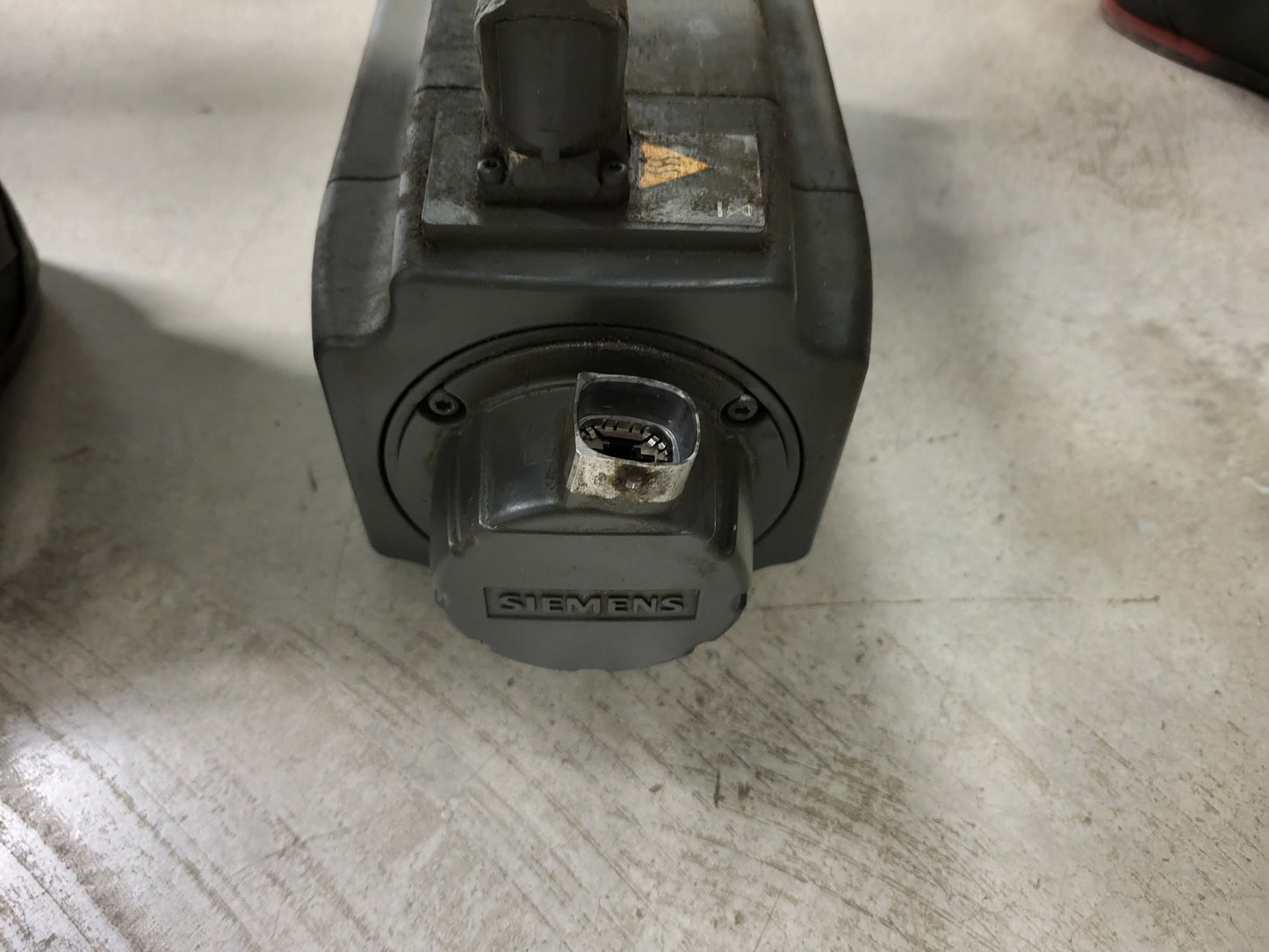 1FK7064-4CH71-1QH2 AC servo motor, Siemens, 2.4kW, 5Nm