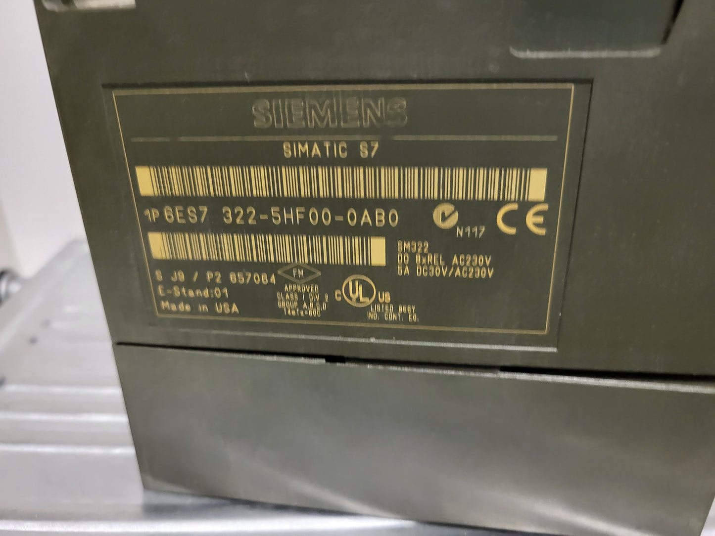 6ES7134-0HF01-0XB0, ET200B board, Siemens