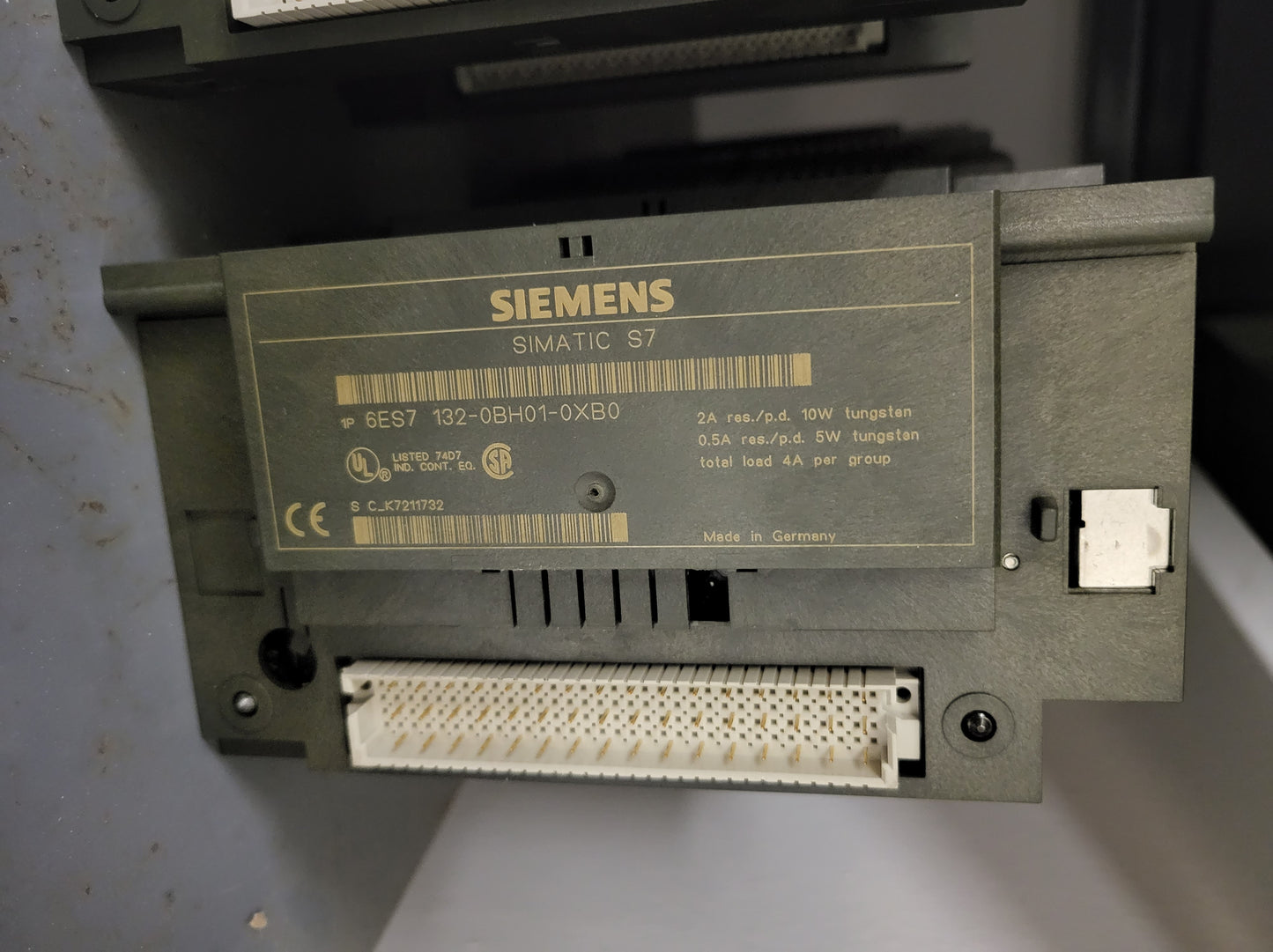 6ES7132-0BH01-0XB0, Siemens, ET200B-kártya, profibus DP-vel
