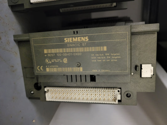 6ES7132-0BH01-0XB0, Siemens, ET200B-kártya, profibus DP-vel