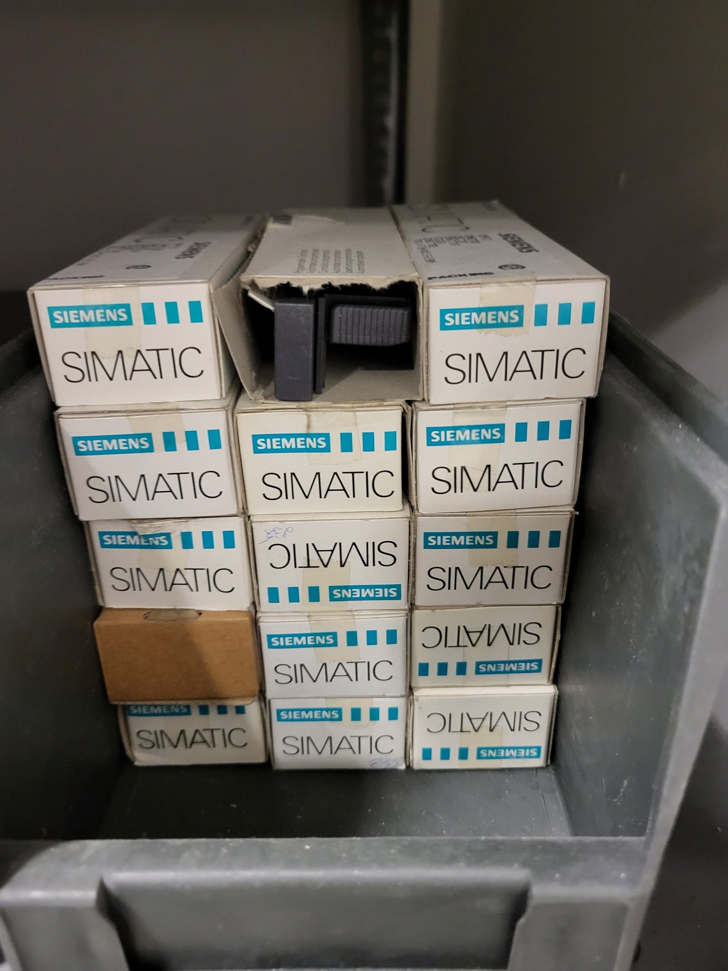 6ES7392-1AJ00-0AA0, SIMATIC S7-300, 20 pólusú, front-csatlakozó