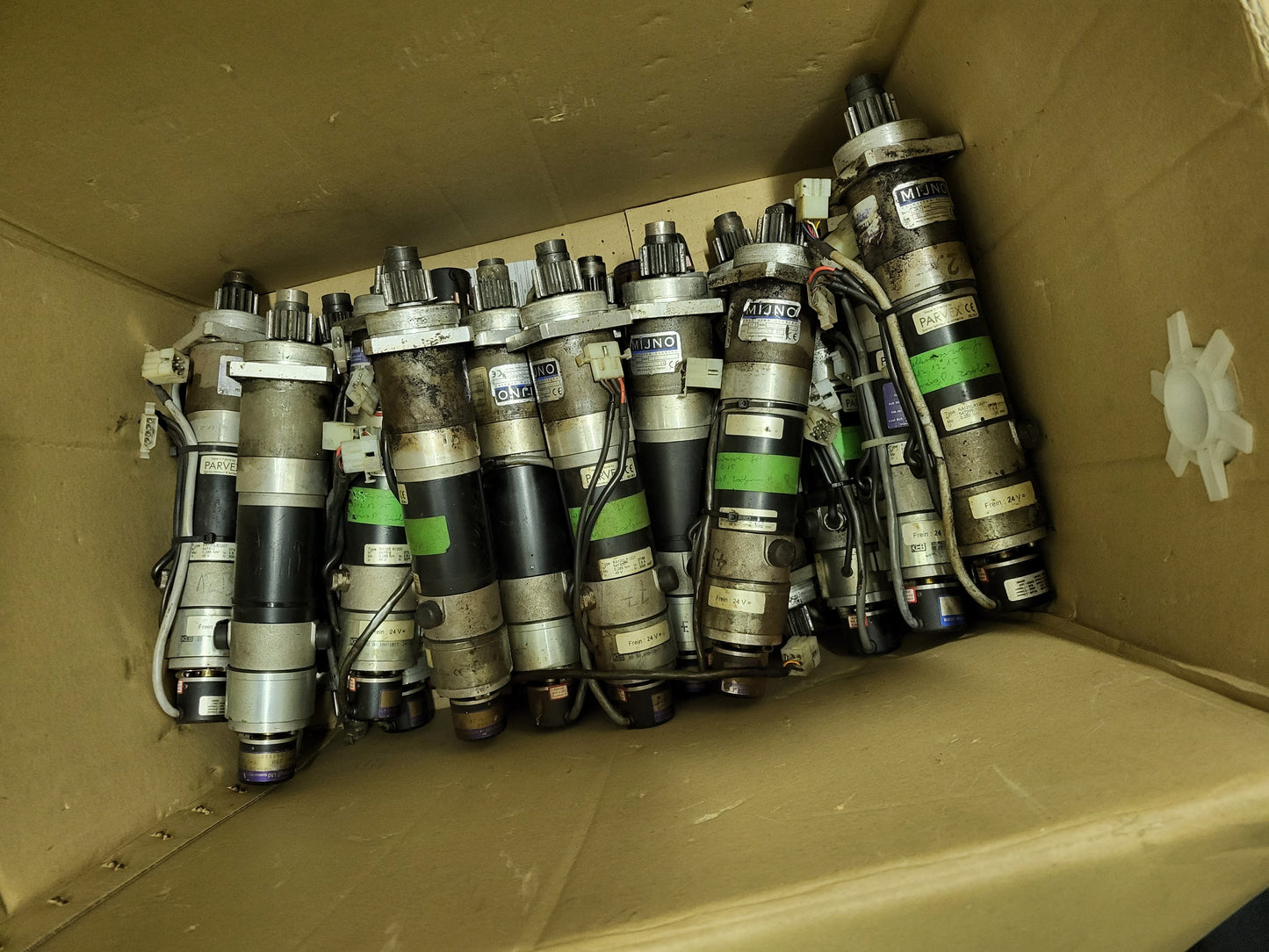 RX120LR1207 Parvex brand, DC servo motor (+ Mijno gear), 0.285Nm