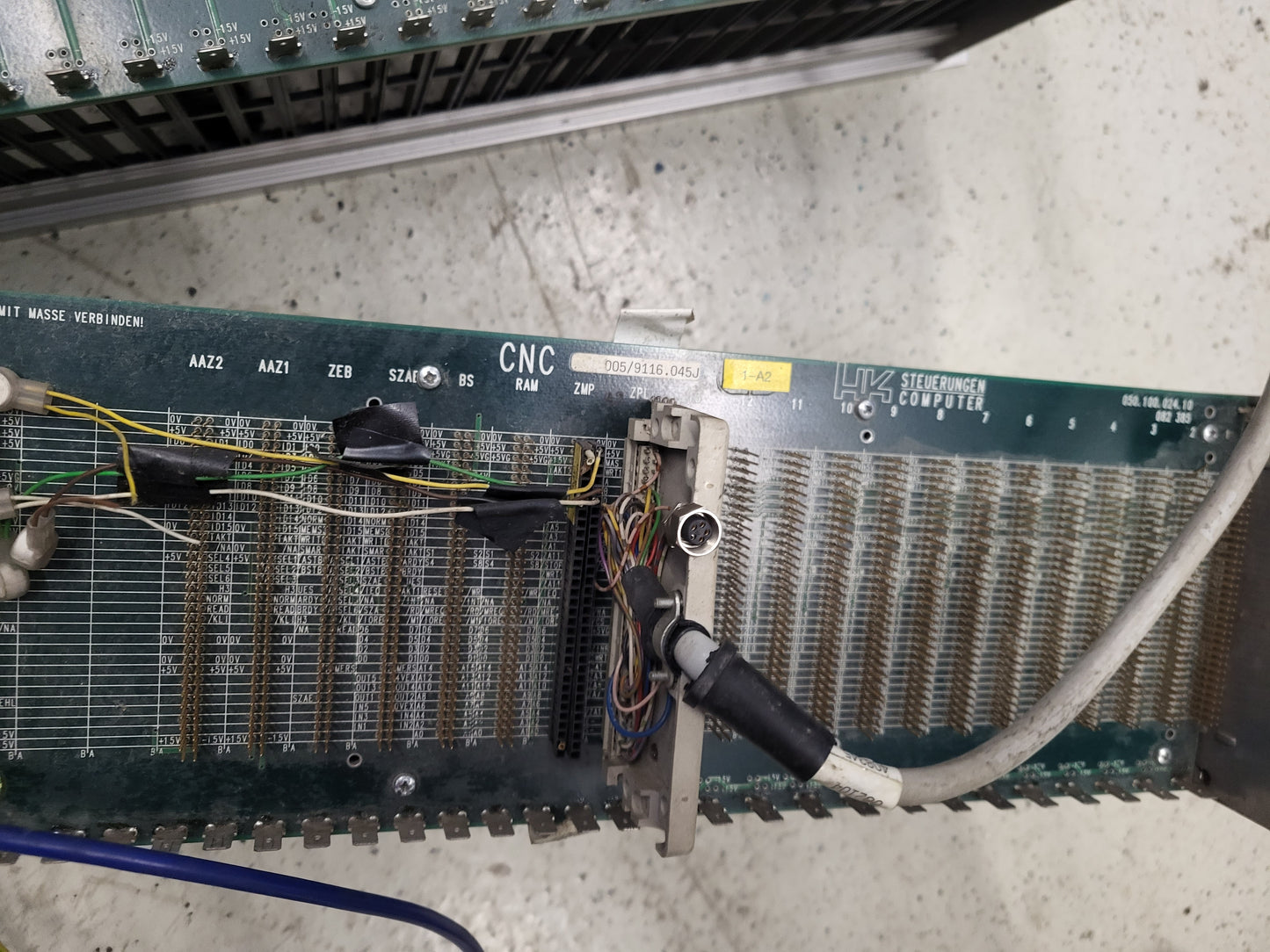 HK Steureungen Computer SPS und CNC-Steuerung