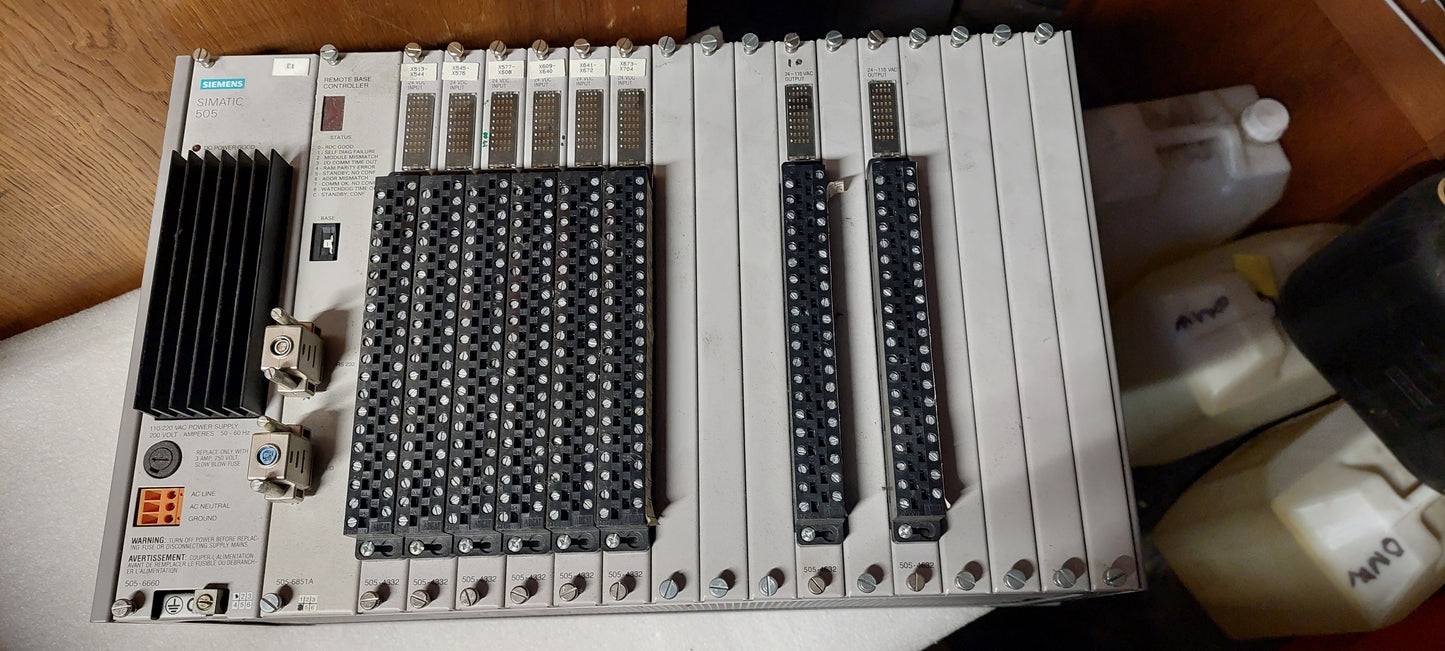 Simatic 505 teljes plc-rack, Siemens, 505-6851-A CPU-val