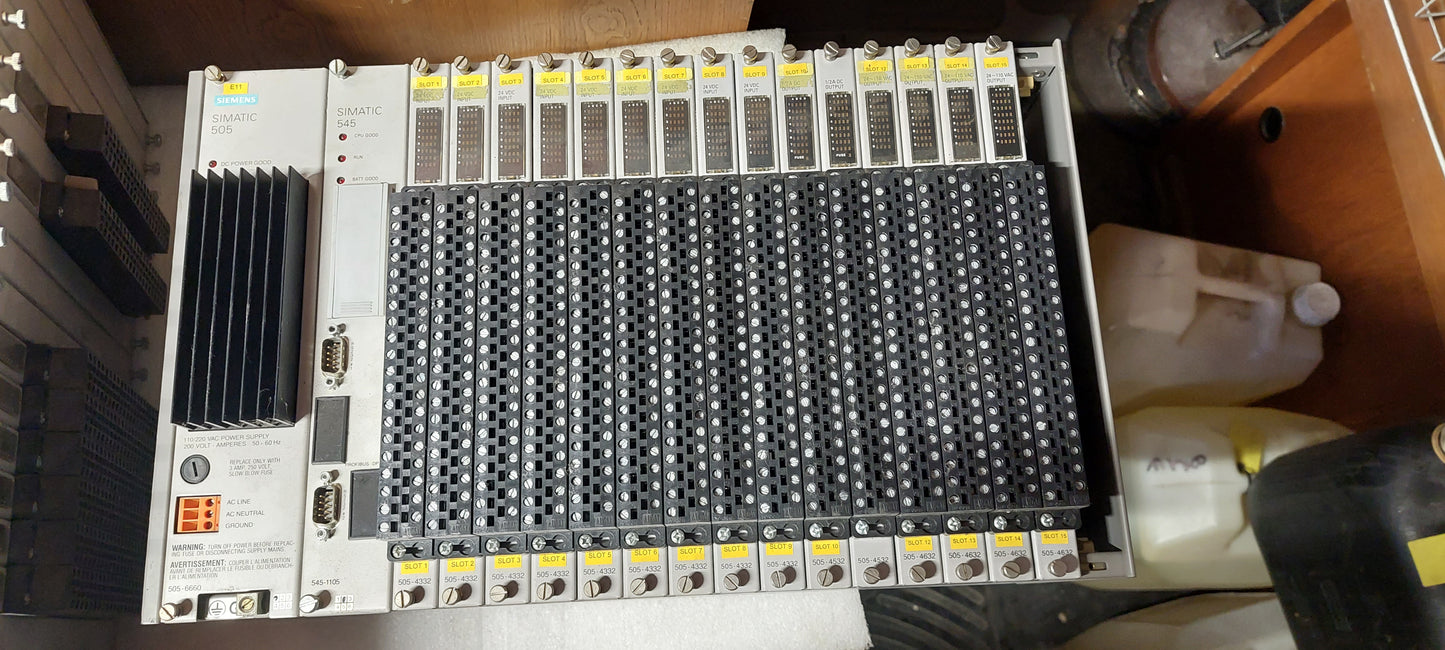 Simatic 505 teljes plc-rack, Siemens, 505-6851-A CPU-val
