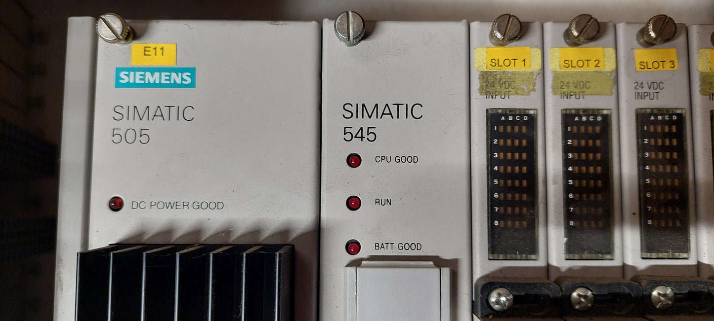 Simatic 505 teljes plc-rack, Siemens, 505-6851-A CPU-val