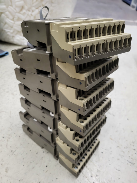 6ES5700-8MA11, SIMATIC S5, buszmodul S5-100U/ET 100U/ET 200U-hoz