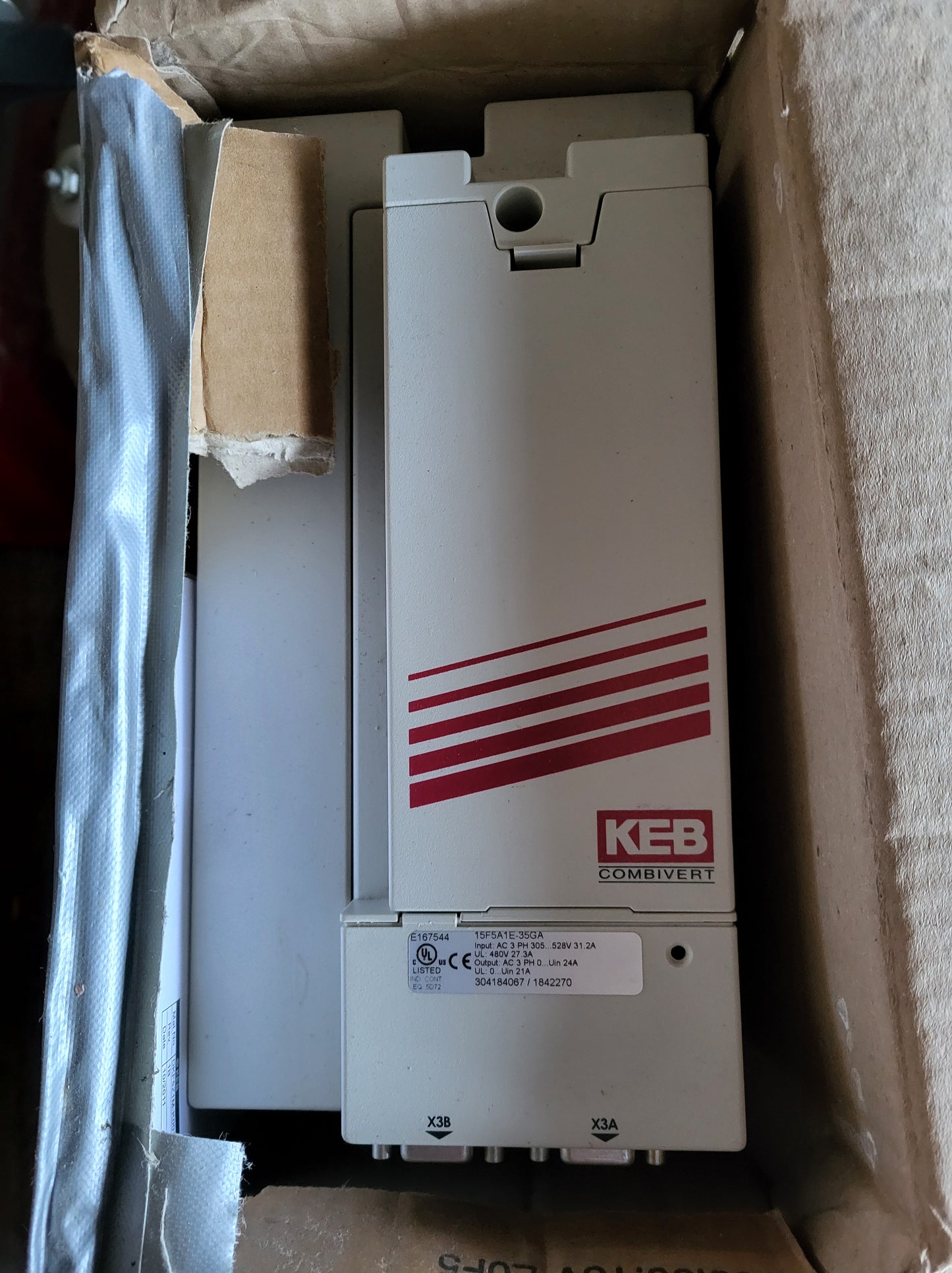 15F5A1E-35GA, 11kW-os frekvenciaváltó, KEB, Combivert F5 Multi