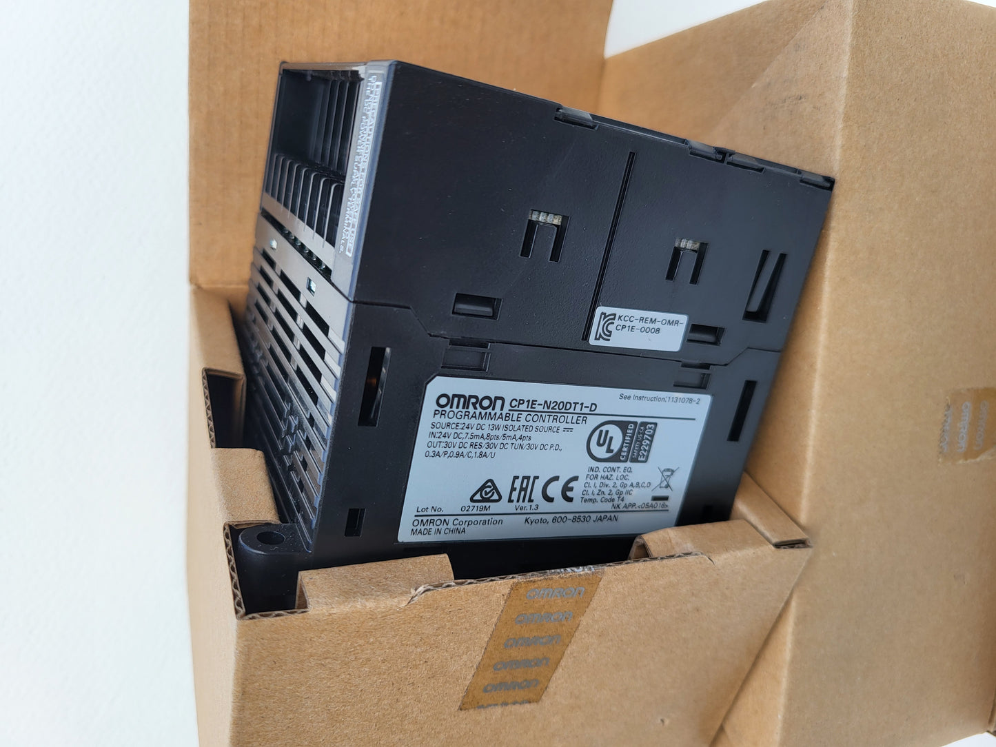 CP1E-N20DT1-D, programmable controller, Omron