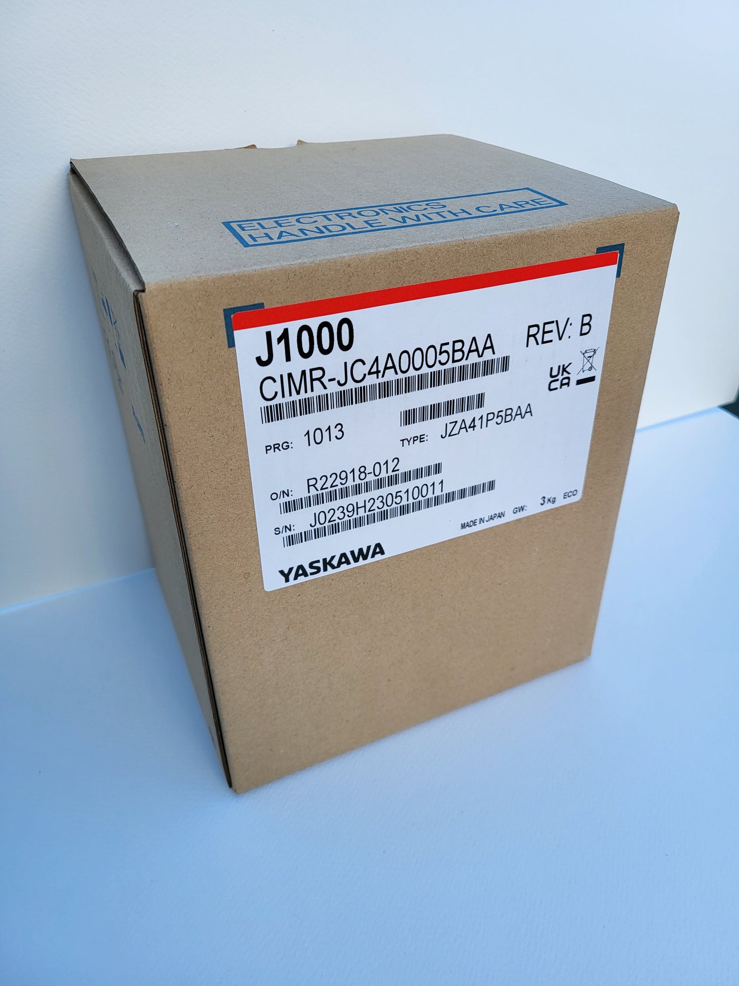 CIMR-JC4A0005BAA, 2.2kW frequency converter, Omron