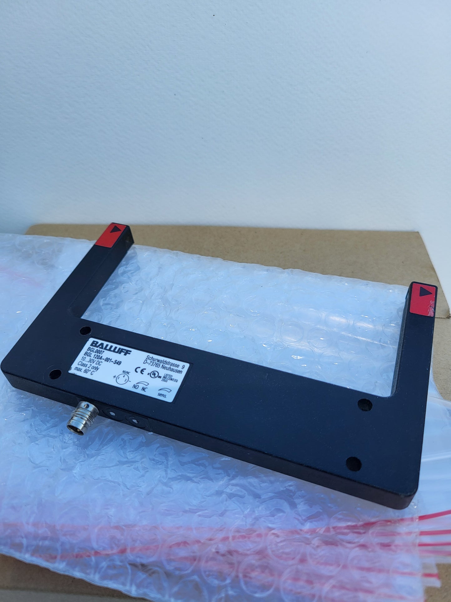 BGL0007 (BGL 120A-001-S49), villás fénysorompó, Balluff