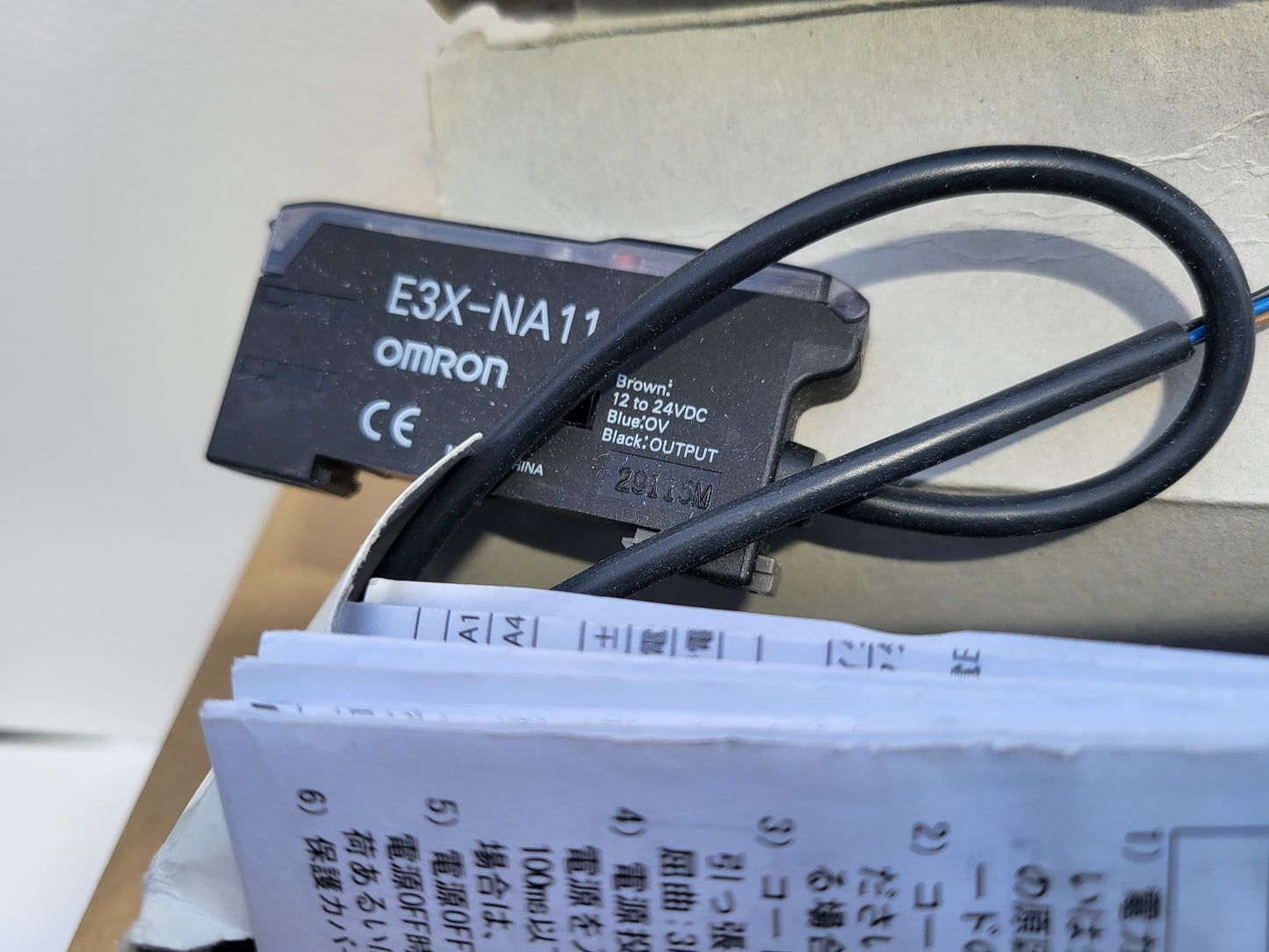 E3X-NA11 photo switch, Omron