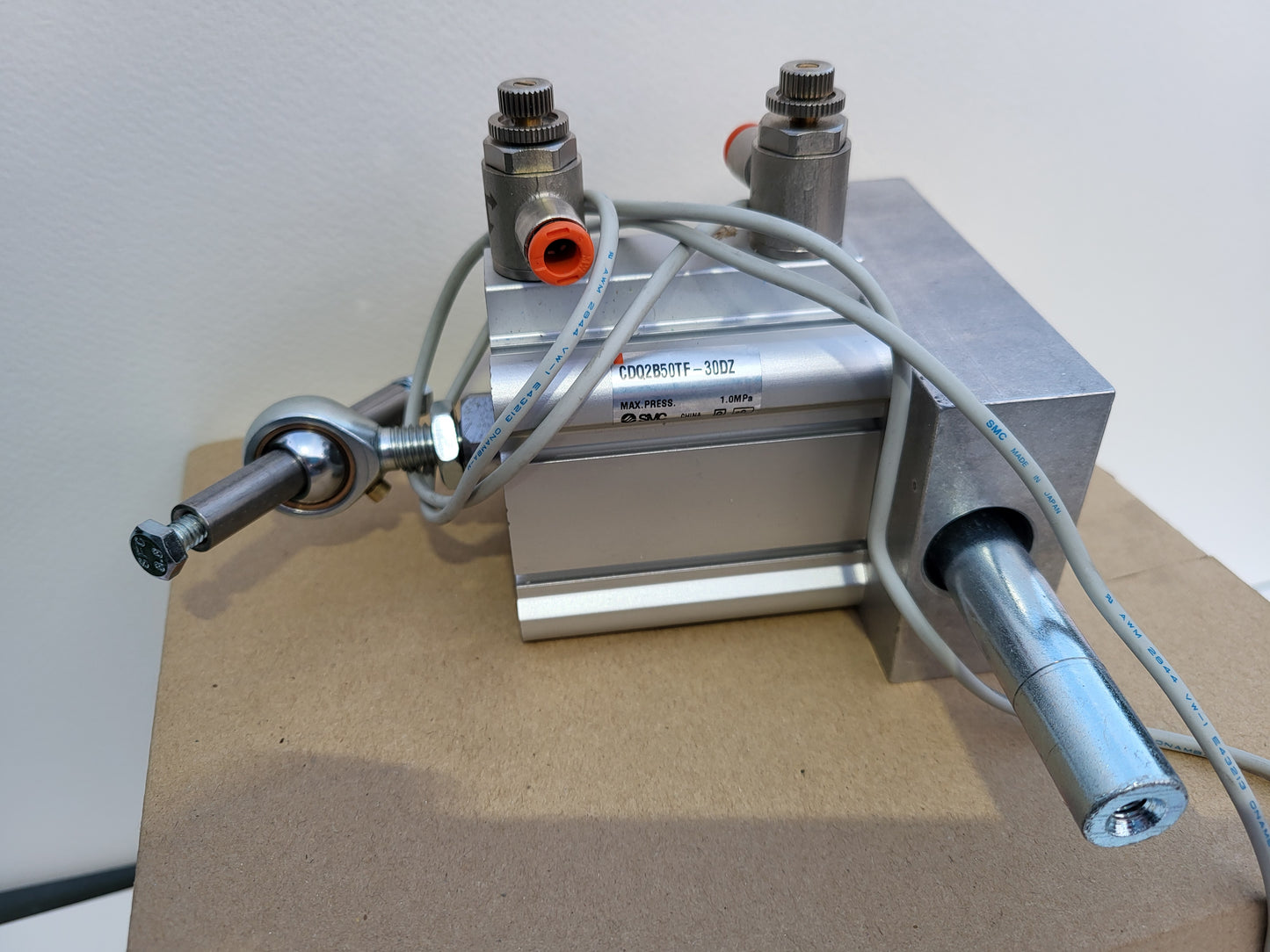 CDQ2B50TF-30DZ, SMC pneumatic compact cylinders