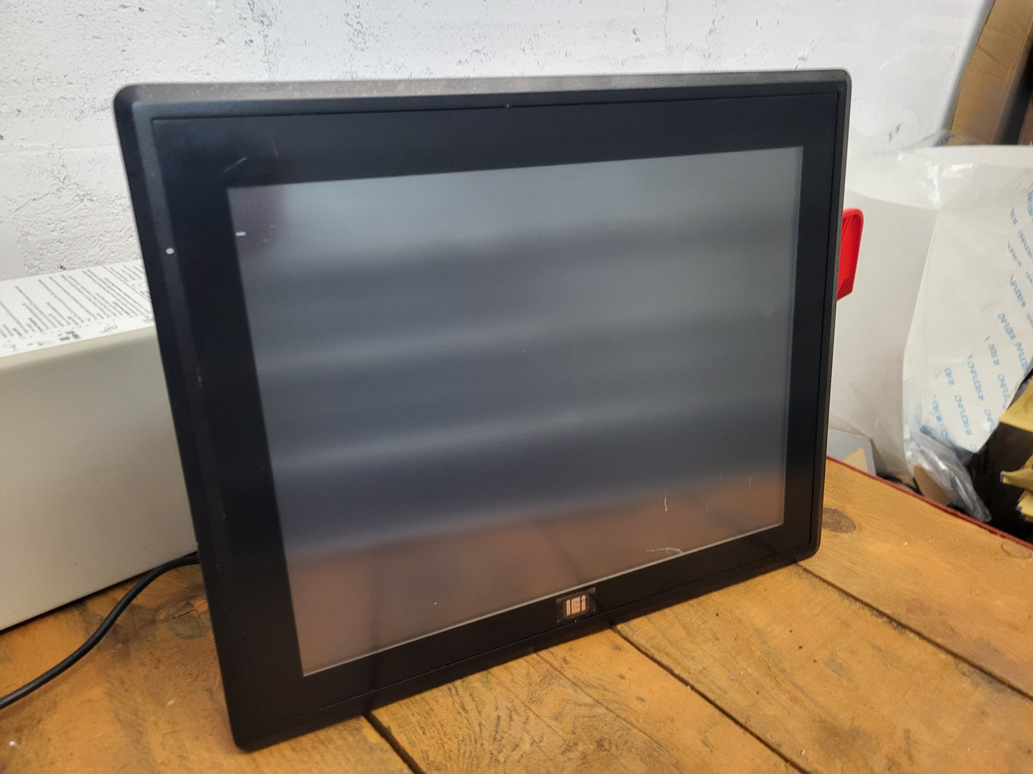 PPC-F15B-BTi-J1/2G/R-R23, IEI, panel pc