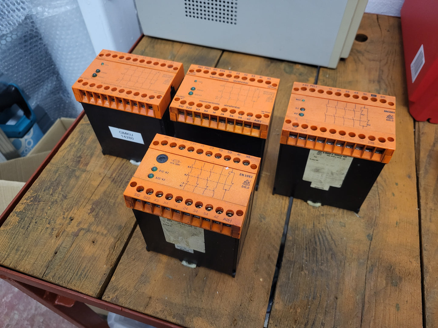 BN5983.53, DOLD id: 0032155, two-channel, emergency stop safety relay, 24VDC