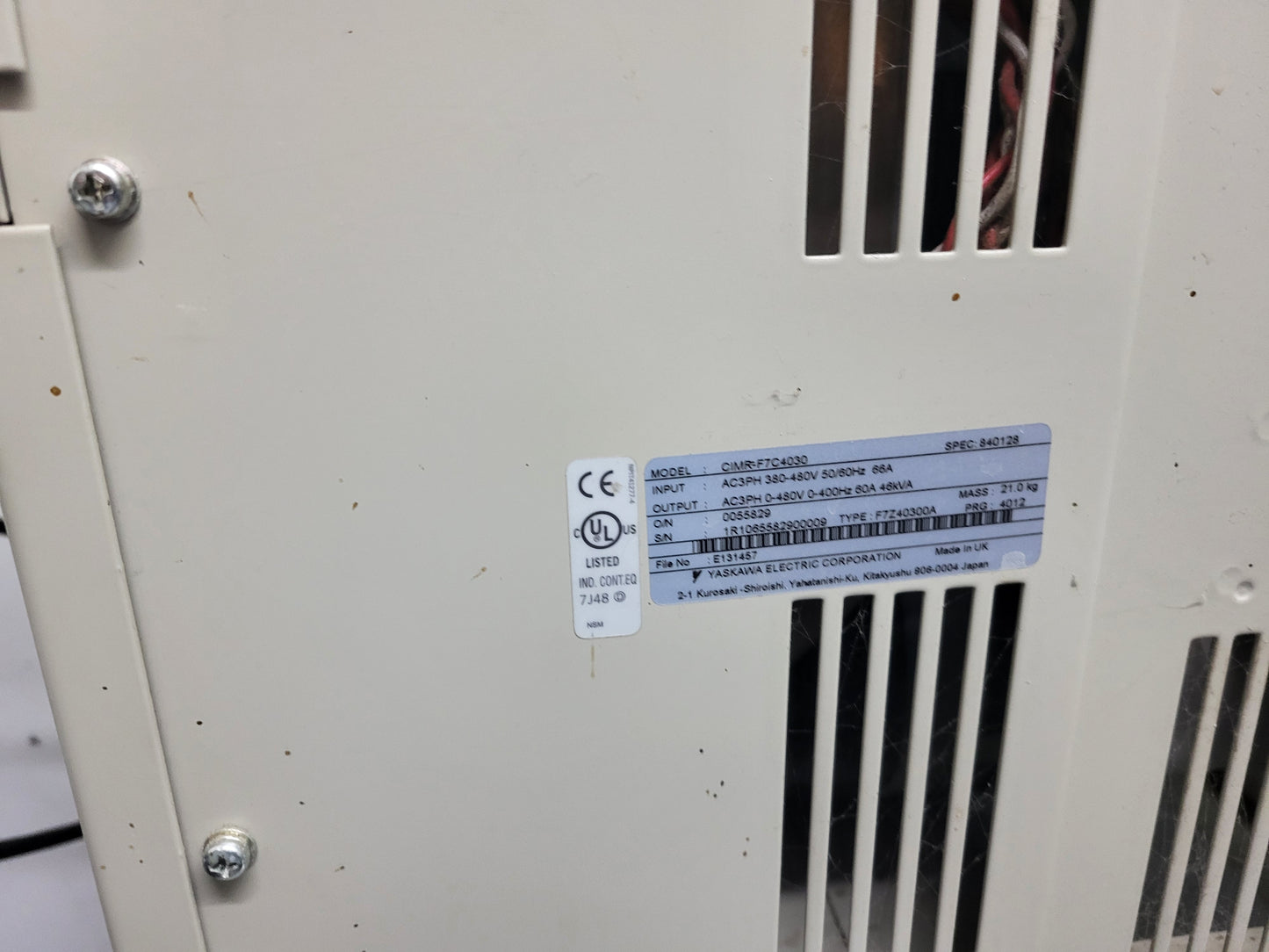 CIMR-F7C4030, Yaskawa, Servoverstärkermodul, 60A