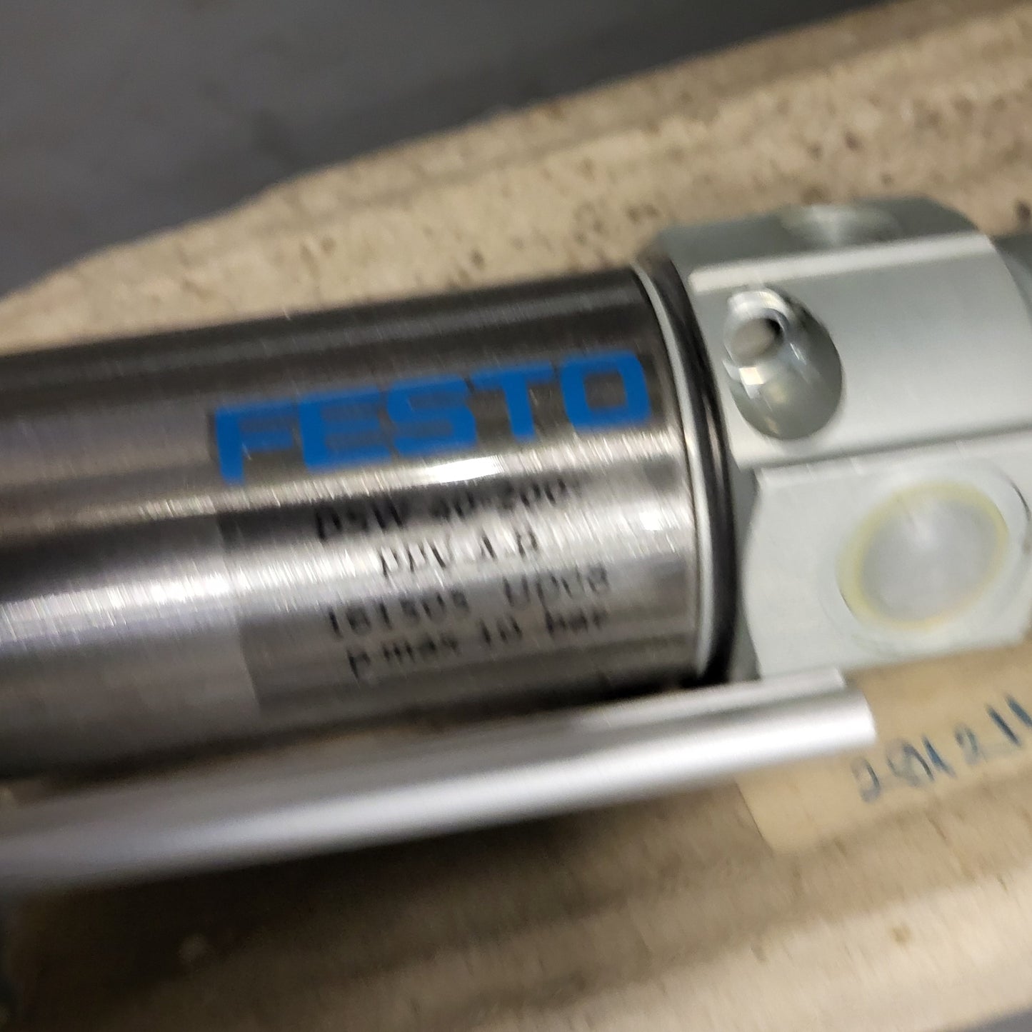 DSW-40-200 PPV A B, 161505, Kettősműködésű pneumatikus henger, Festo