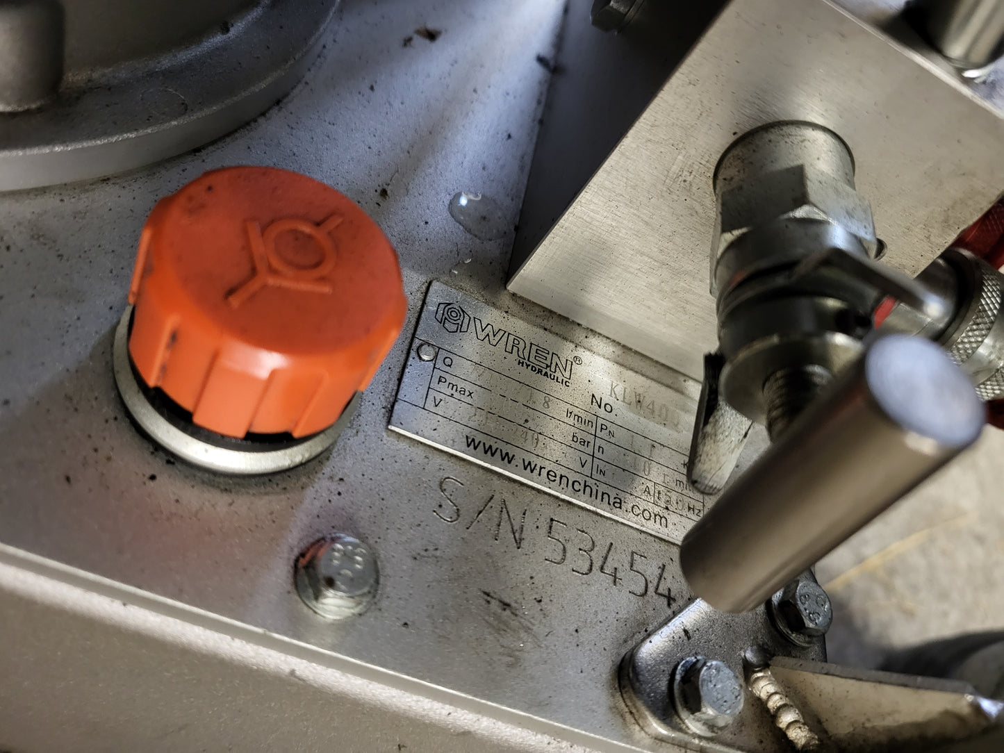 8iBT, WREN, hydraulischer Drehmomentschlüssel, mit KLW4000A Stromversorgung