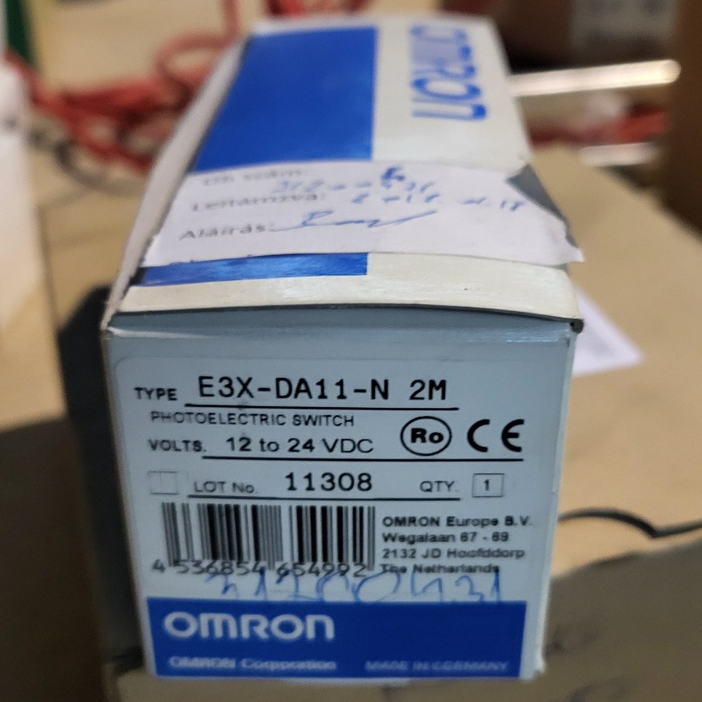 E3X-DA11-N-2M, fotóelektromos kapcsoló, Omron