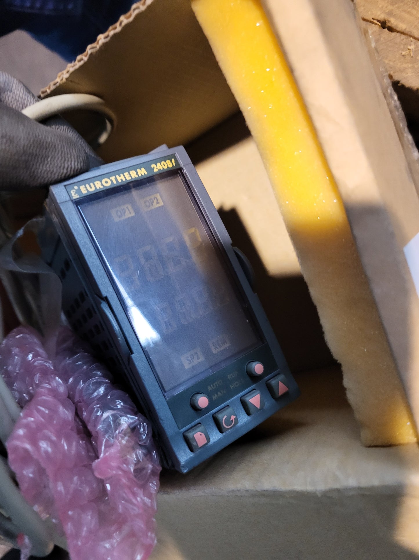 2408F/P4/VL/D4/D4/RR/RF/PB/XX/ENG/xxxxxx, Eurotherm, hőfokszabályzó