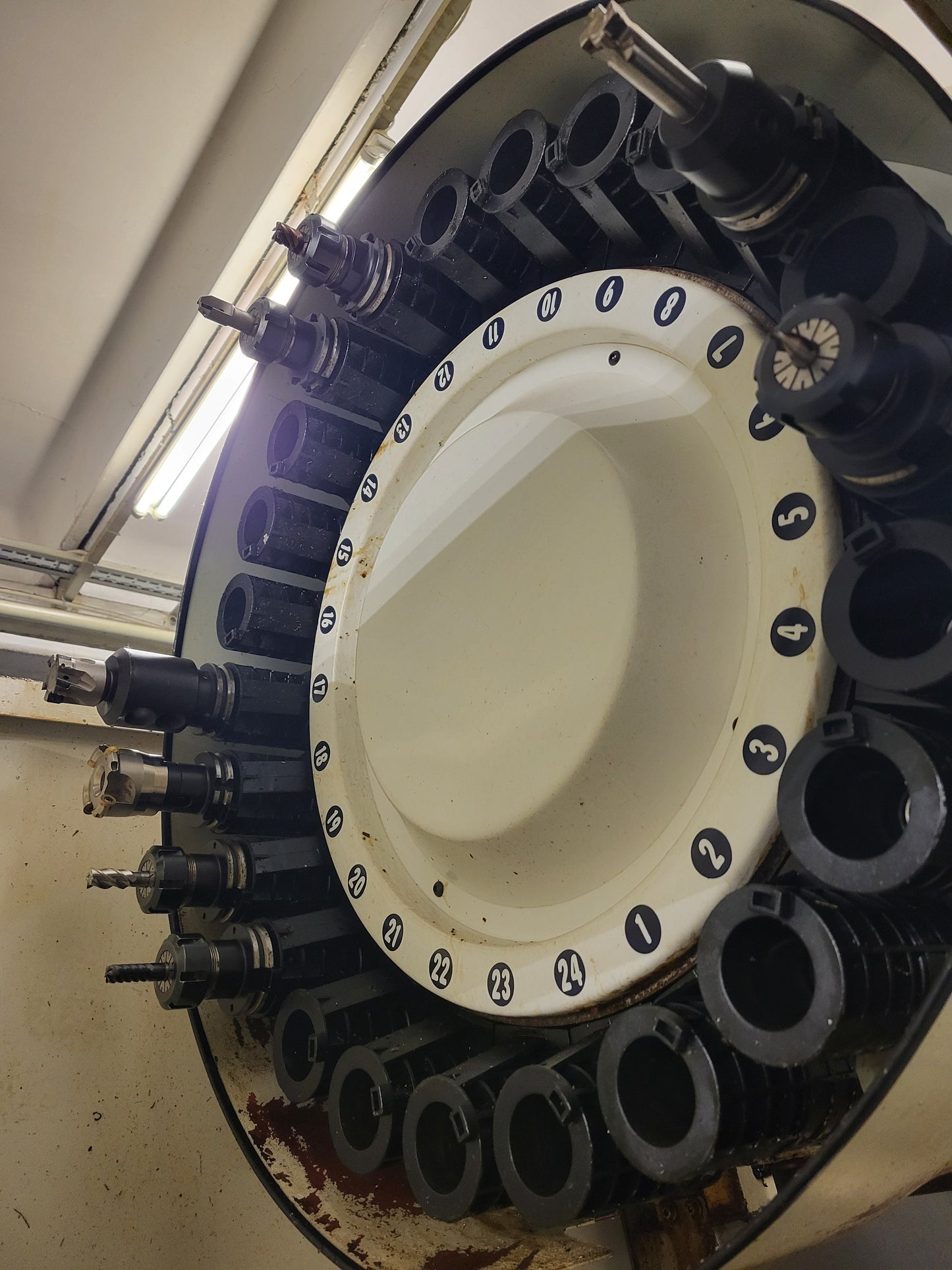 EML-610 Linear, NCT, (VL-610) cnc-megmunkálóközpont