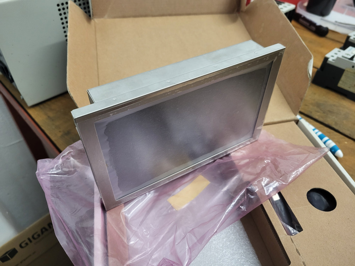 BEGA220A3, Embedded-System-IPC, mit Display, Bolymin Inc.