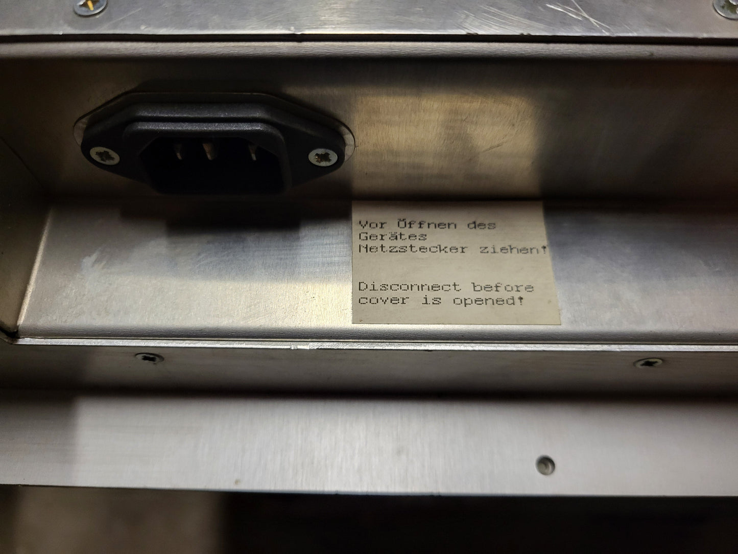 VL1500-ST, Opsis op-panel