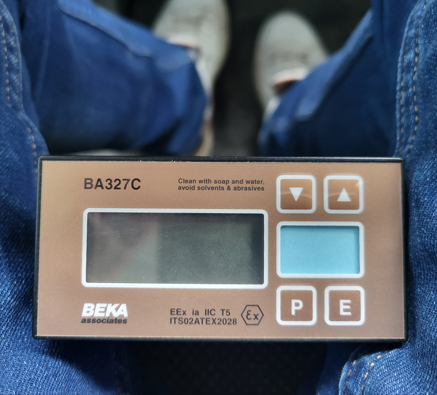 BA327C, BEKA, pressure indicator