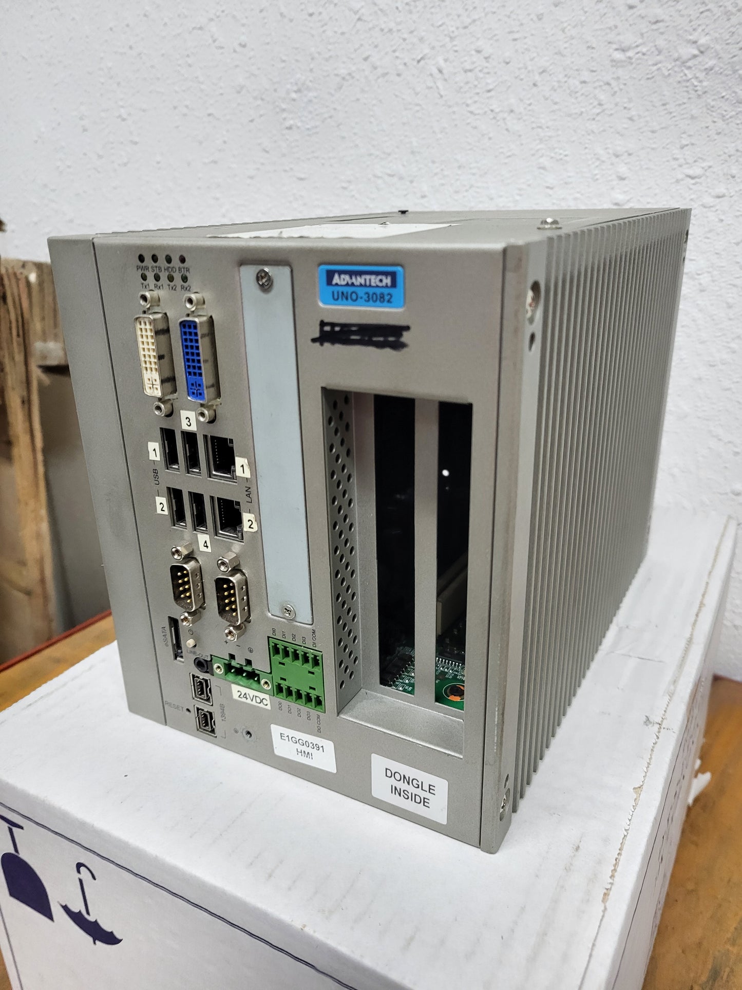 UNO-3082-D24E, Advantech IPC