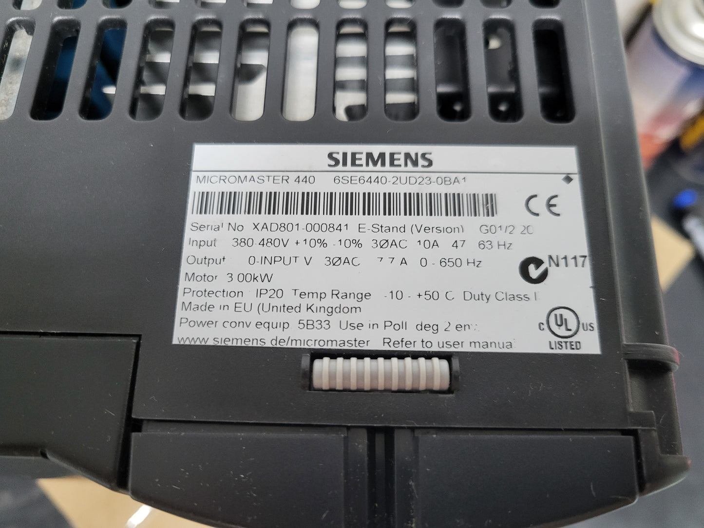 6SE6440-2UD23-0BA1, Micromaster 440 frekvenciaváltó, 7.7A, 3kW-os motorhoz