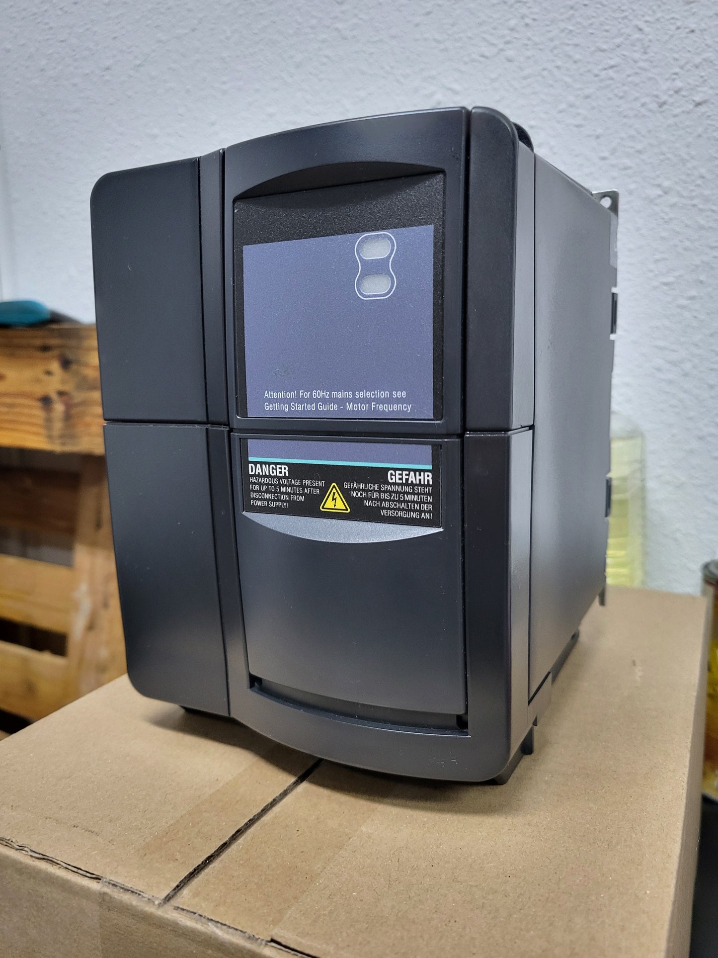 6SE6440-2UD23-0BA1, Micromaster 440 Frequenzumrichter, 7,7A, für 3kW Motor