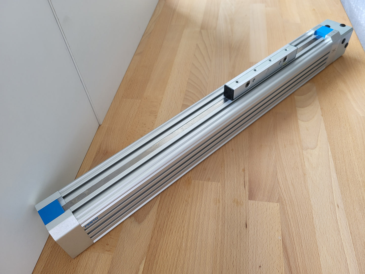 DGE-40-300-SP-KG, 193747 electromechanical linear axis, with spindle, Festo