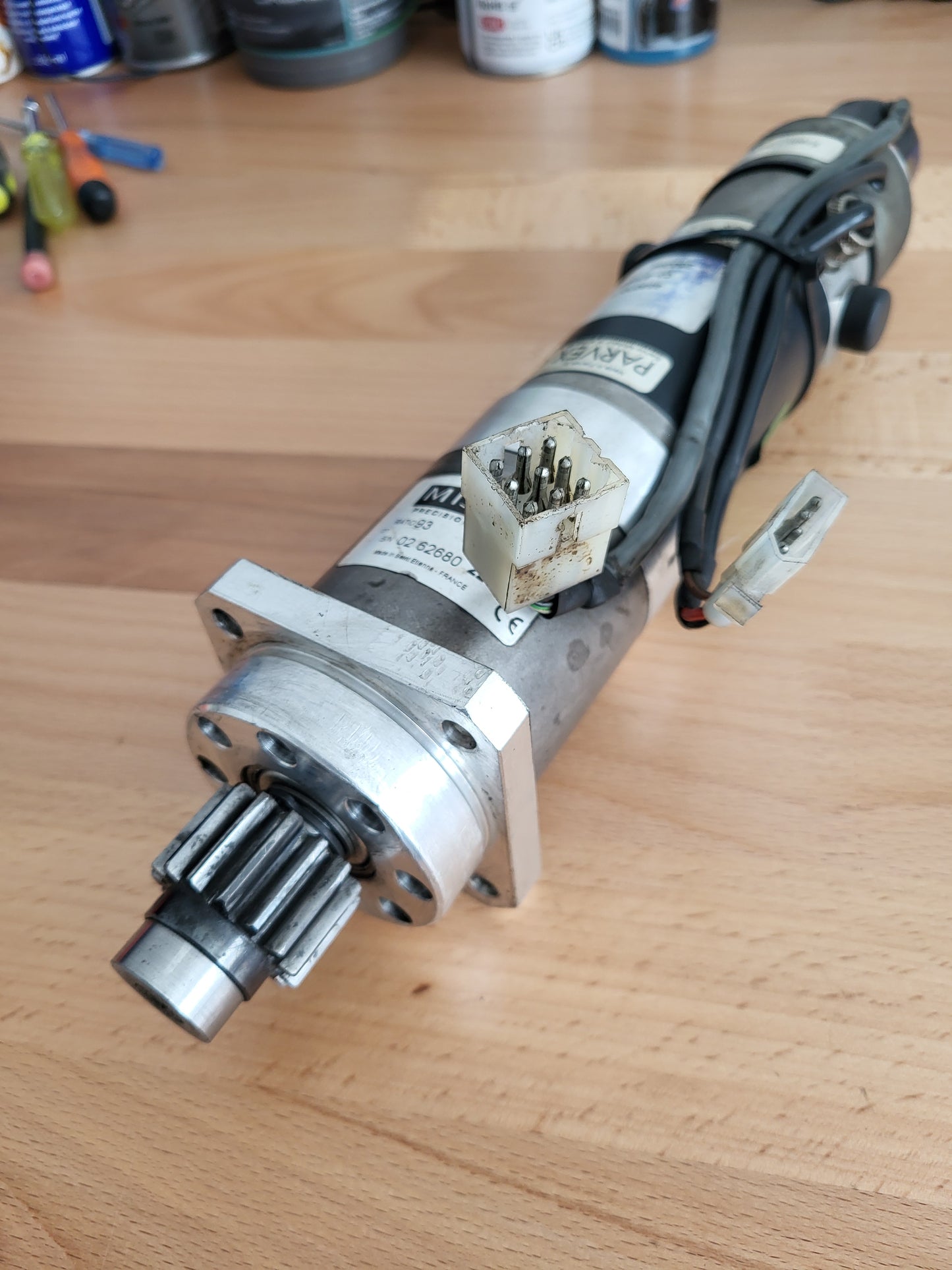 RX120LR1207 Parvex márkájú, DC szervo motor (+ Mijno gear), 0.285Nm