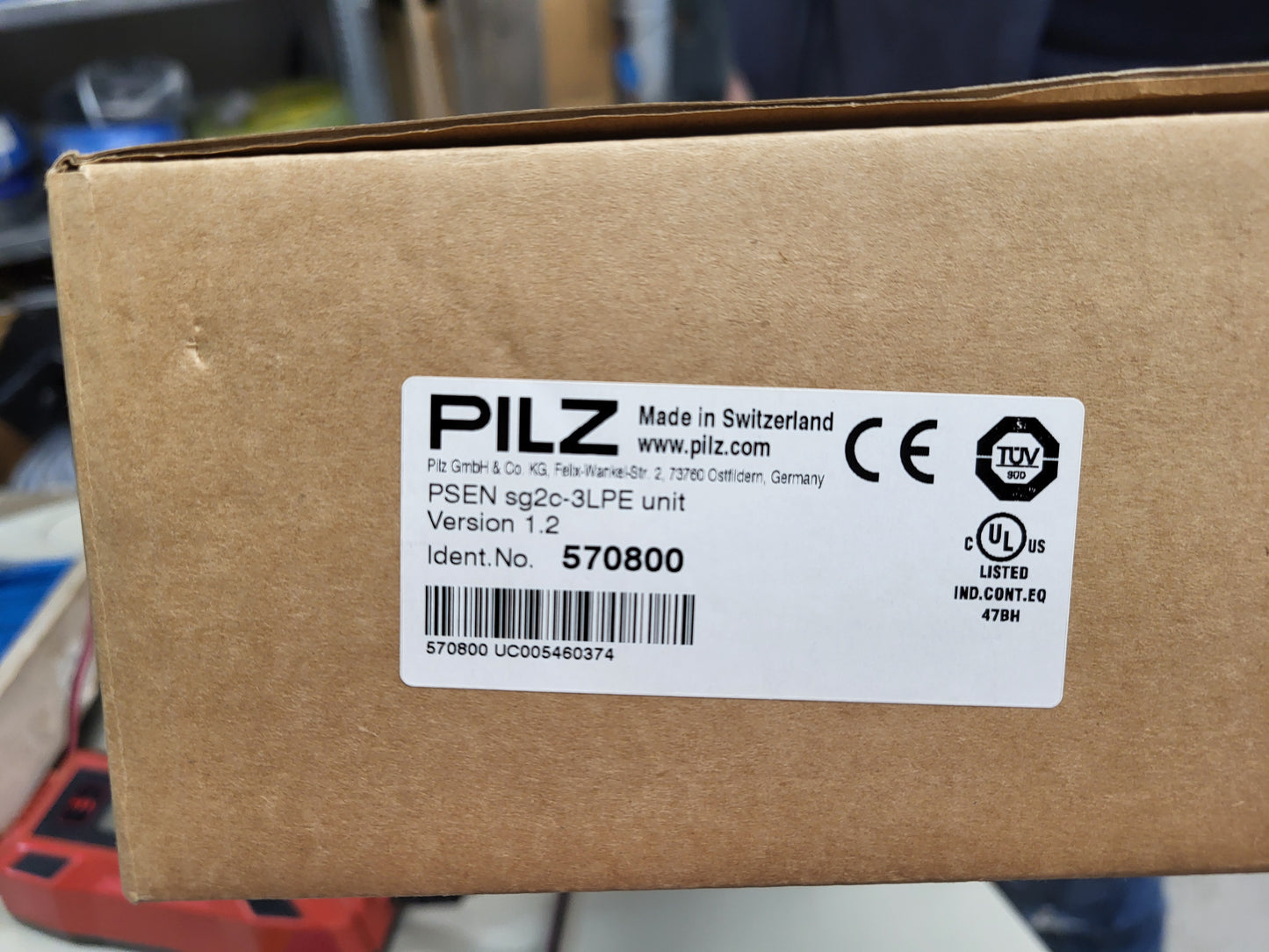 570800, sg2c-3LPE, safety door switch, solenoid interlock switch, PILZ