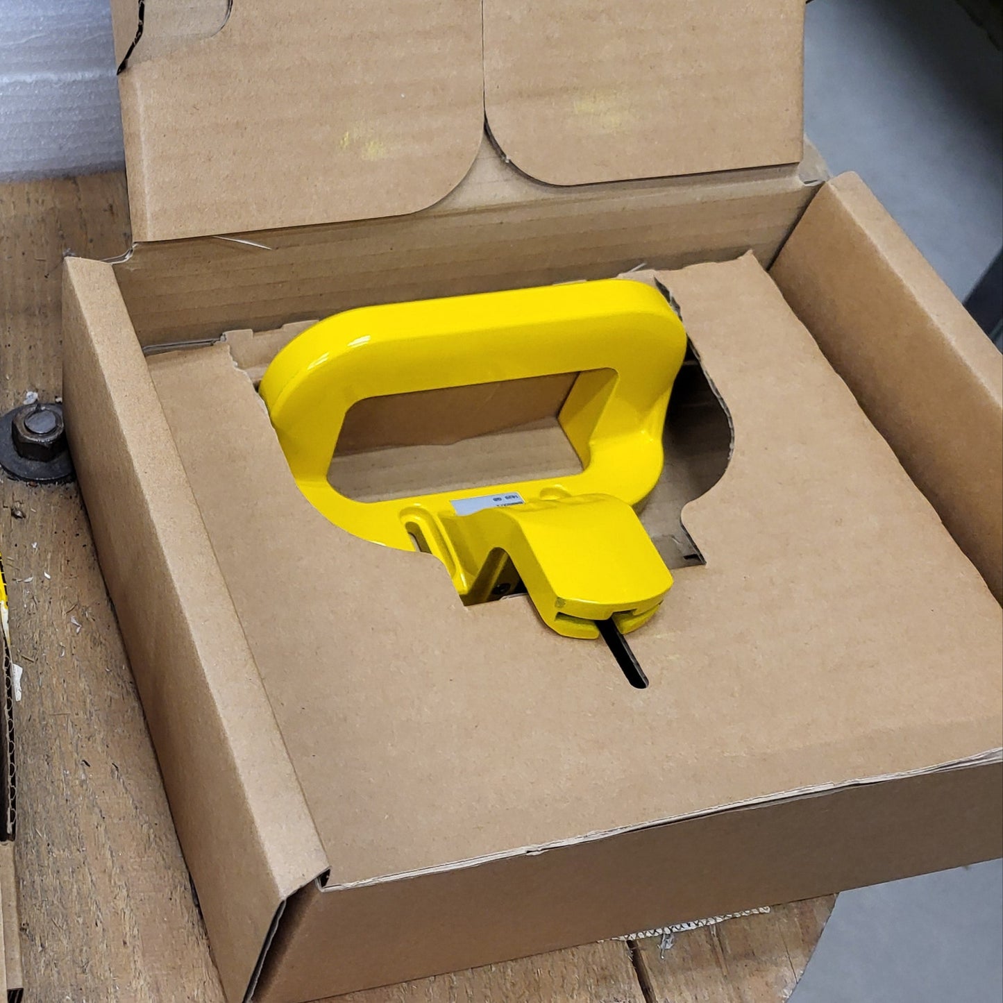 BAM0272, BAM TG-ID-016-H02, actuator with parallel handle for BID safety switches, Balluff