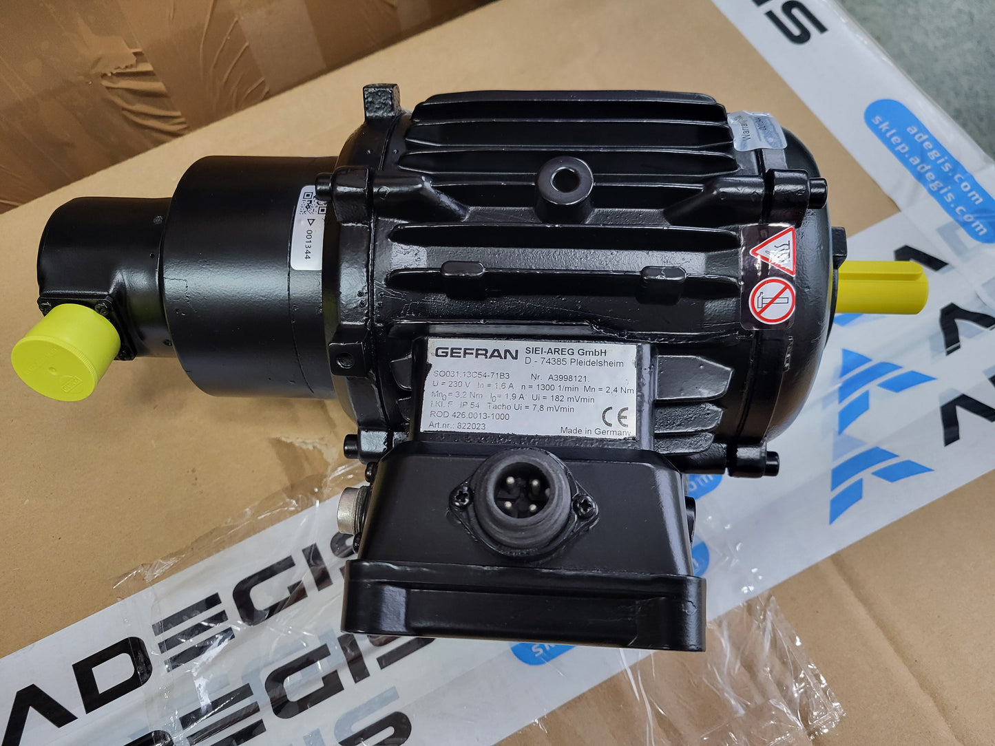 SO031.13C54-71B3, Gefran, SIEI-Areg szervo motor, 1.6A, 2.4Nm javítási ajánlata