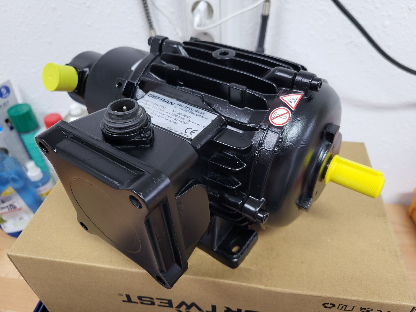 SO031.13C54-71B3, Gefran, SIEI-Areg szervo motor, 1.6A, 2.4Nm javítási ajánlata