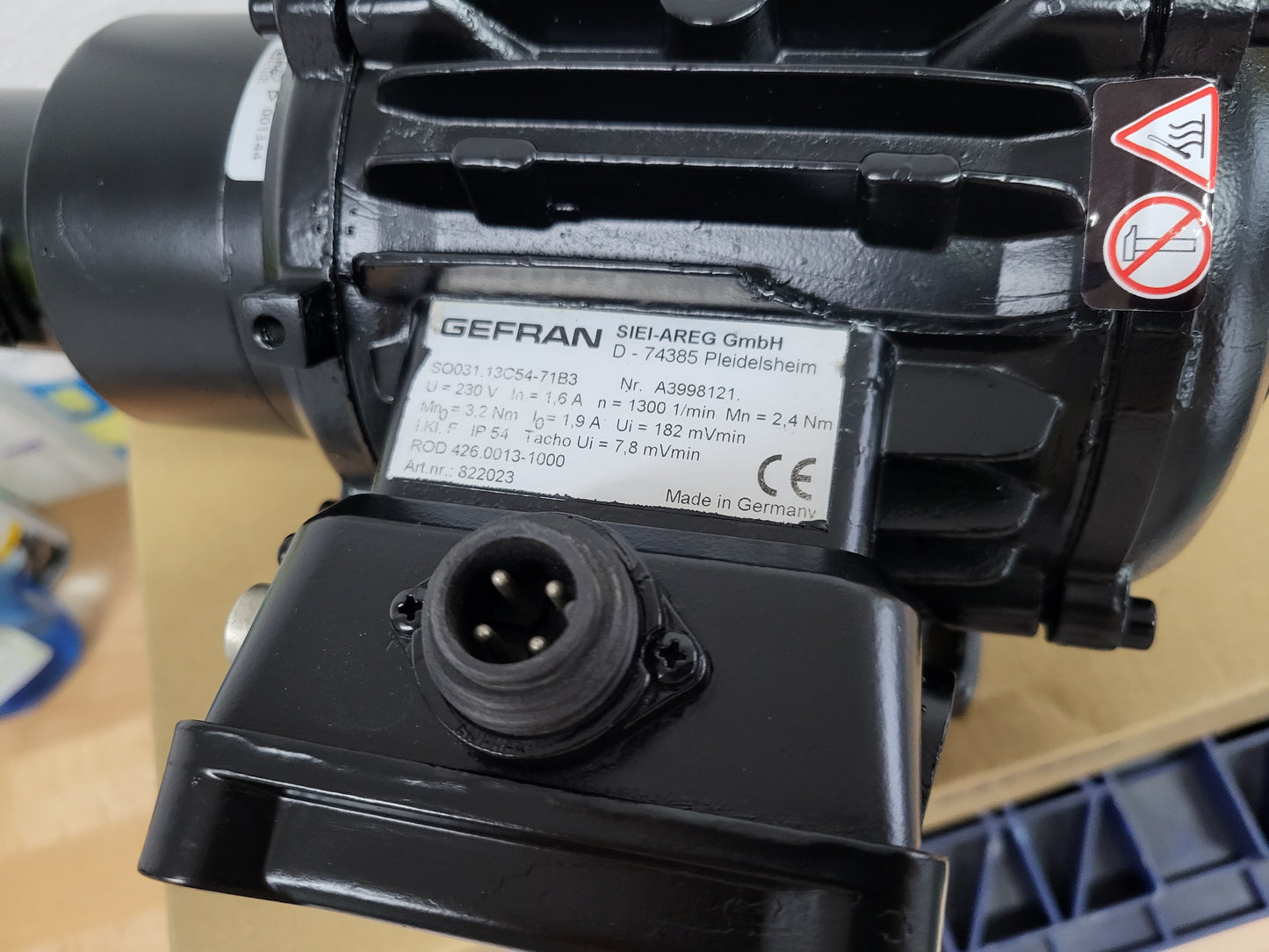 SO031.13C54-71B3, Gefran, SIEI-Areg szervo motor, 1.6A, 2.4Nm javítási ajánlata