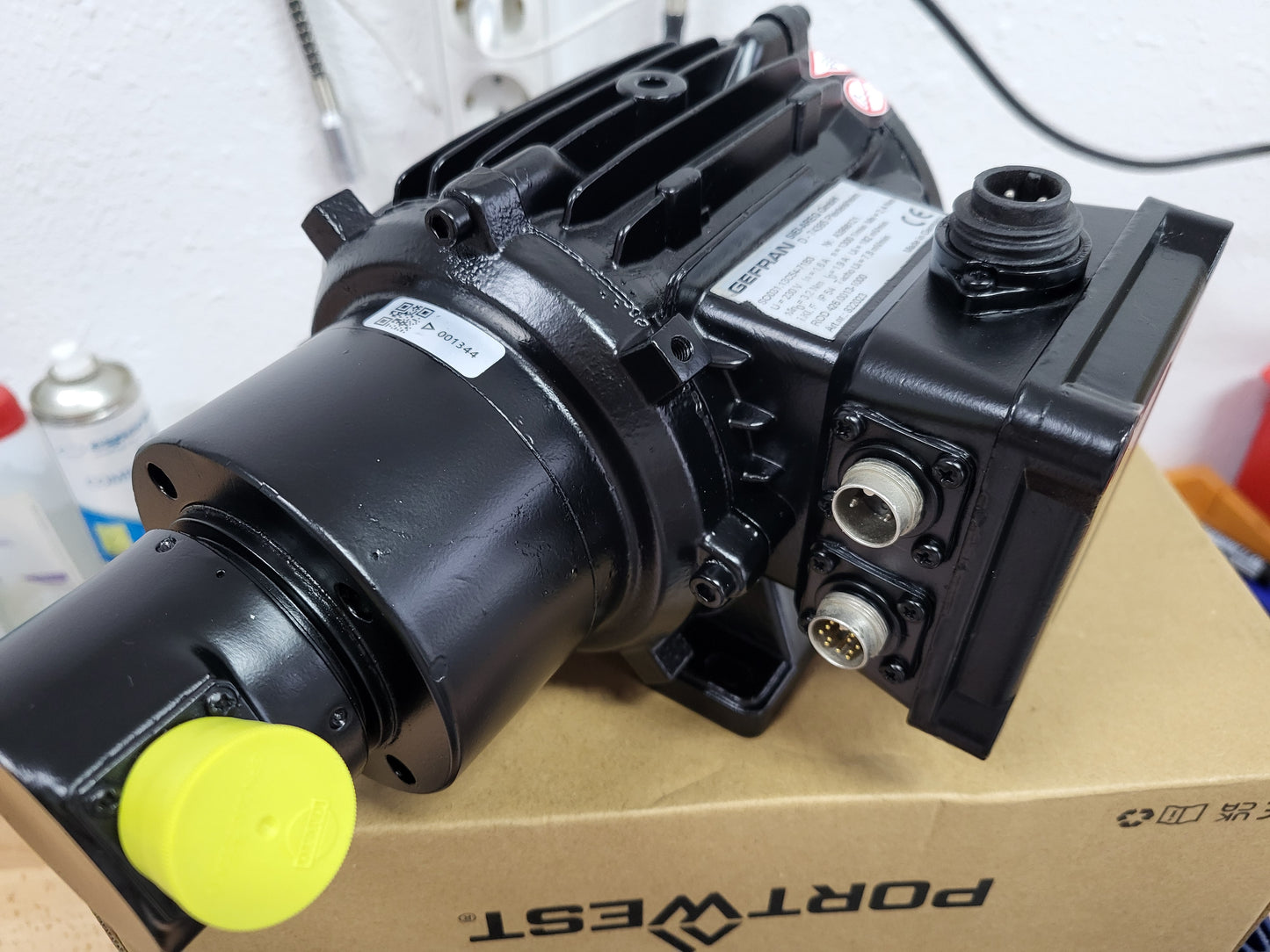 SO031.13C54-71B3, Gefran, SIEI-Areg szervo motor, 1.6A, 2.4Nm javítási ajánlata