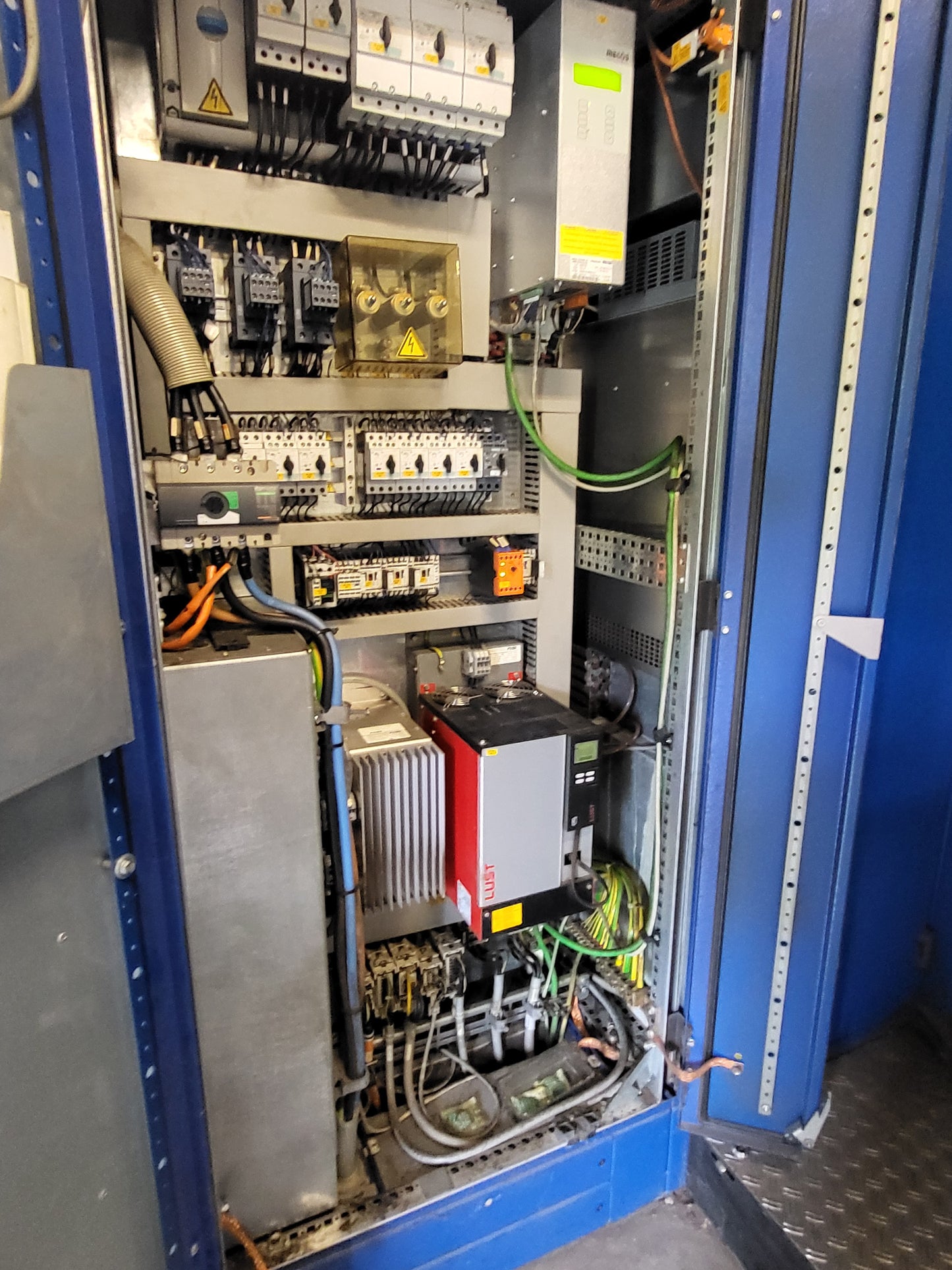 Trumatic L3030, Trumpf Laserschneider, 4kW zu verkaufen, ab November 2025
