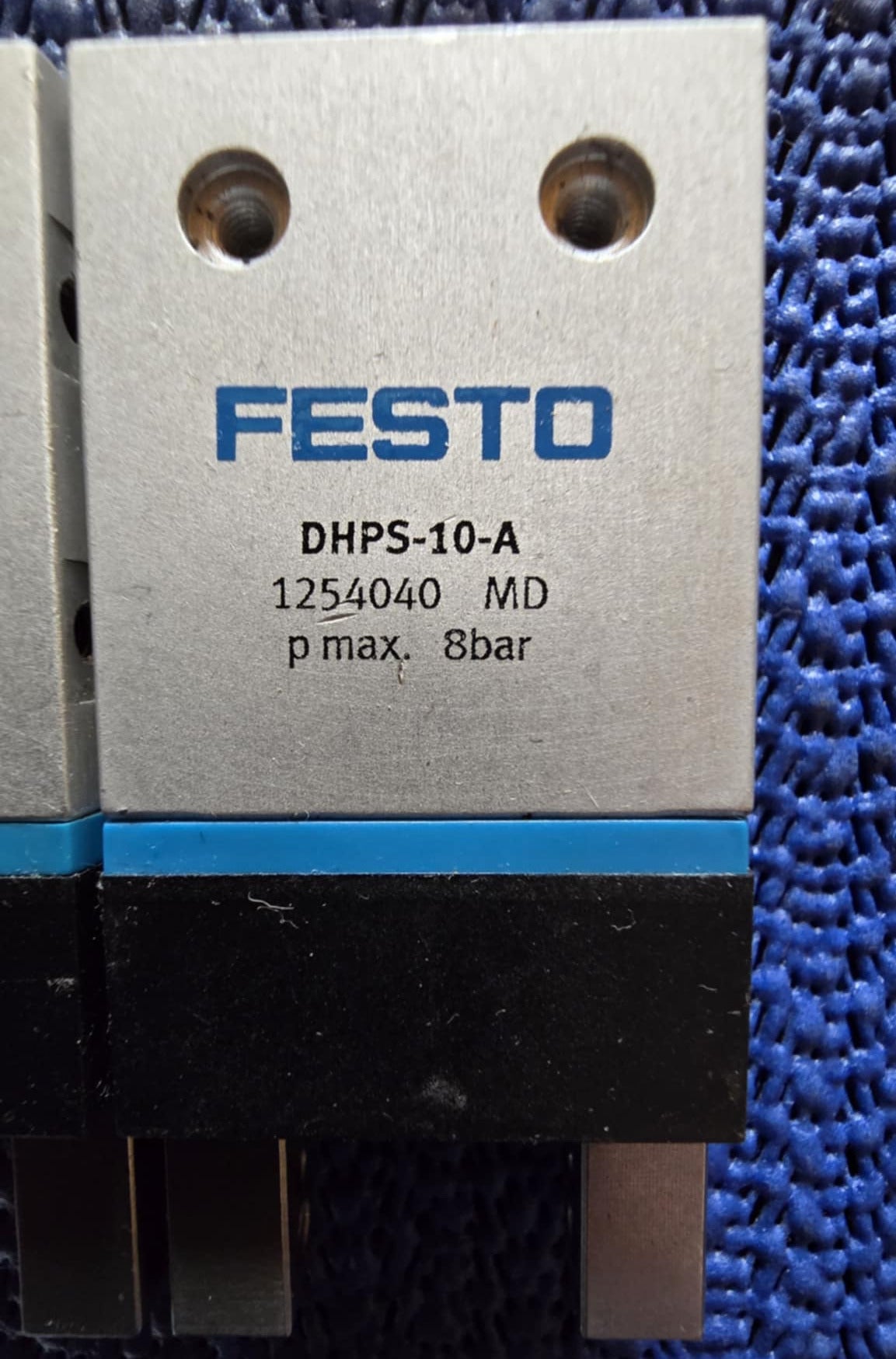 DHPS-10-A, 1254040, párhuzamos megfogó, pneumatikus szorító, Festo