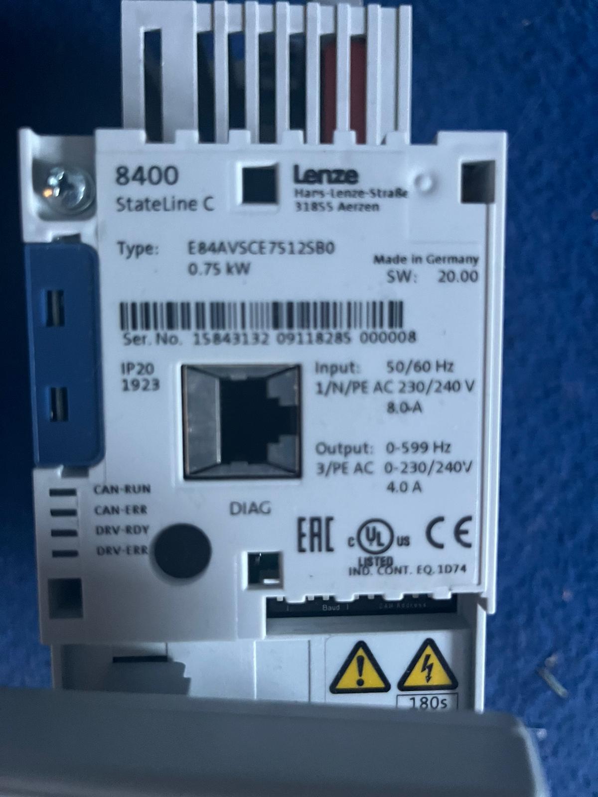 E84AVSCE7512SB0, 0,75 kW, 4 A, Lenze-Wechselrichter, 8400, Stateline C