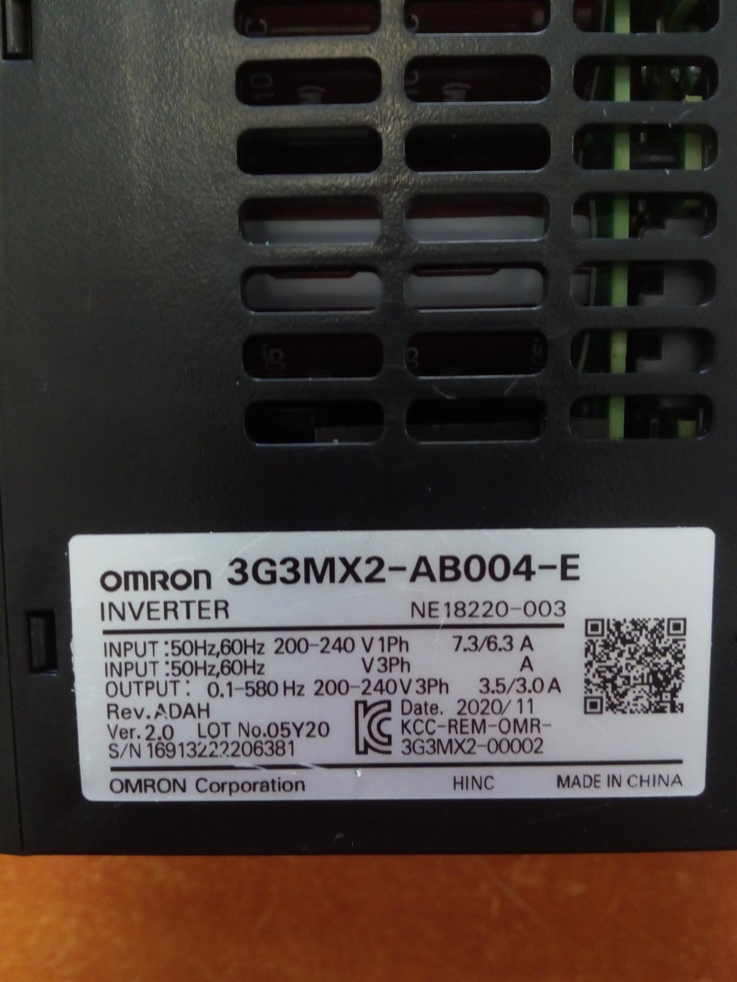 3G3MX2-AB004-E, Omron, 0.4 kW frekvenciaváltó