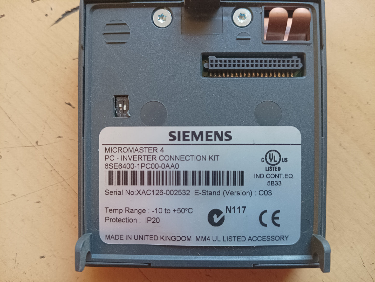 6SE6400-1PC00-0AA0, MICROMASTER 4 (MM4) PC-Anschlussschnittstelle (seriell, RS232)