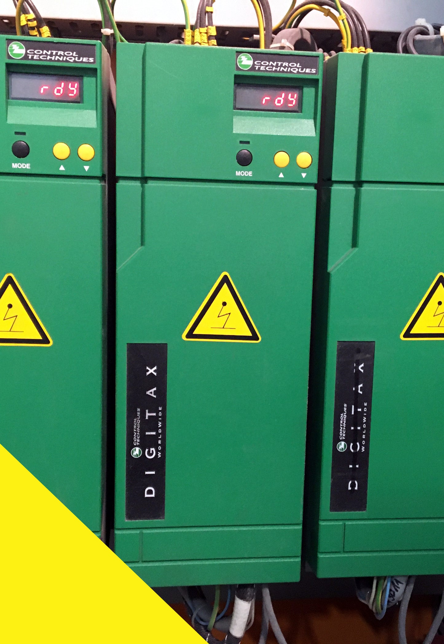 DBE600, Steuerungstechnik, 6 kW, 13,1 A, Digitax-Servoantrieb