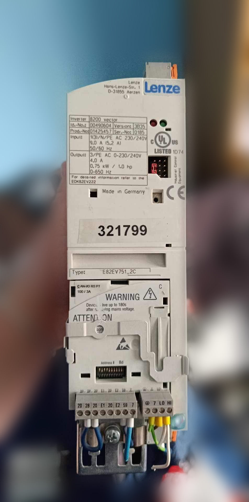 E82EV751_2C, Lenze, 8200 Vector frekvenciaváltó, 0.75kW, 4A