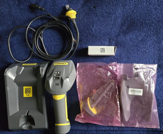 DM8600, Cognex, vezeték-nélküli kódolvasó (825-0564-1R C) a dokkolójával együtt