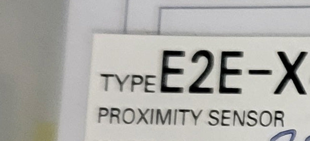 E2E-X16MC118 2M, induktiver Sensor, Omron